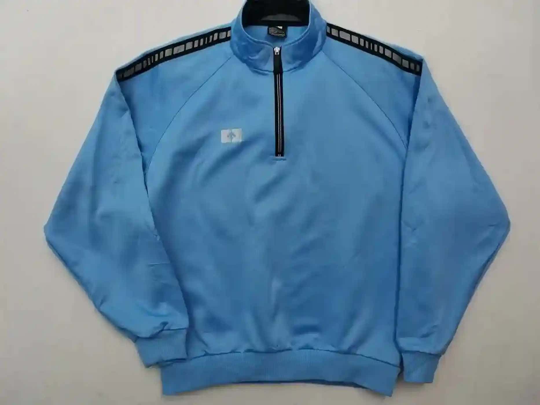 Descente Vintage Descente Sweatshirt Size US XL / EU 56 / 4 - 1 Thumbnail
