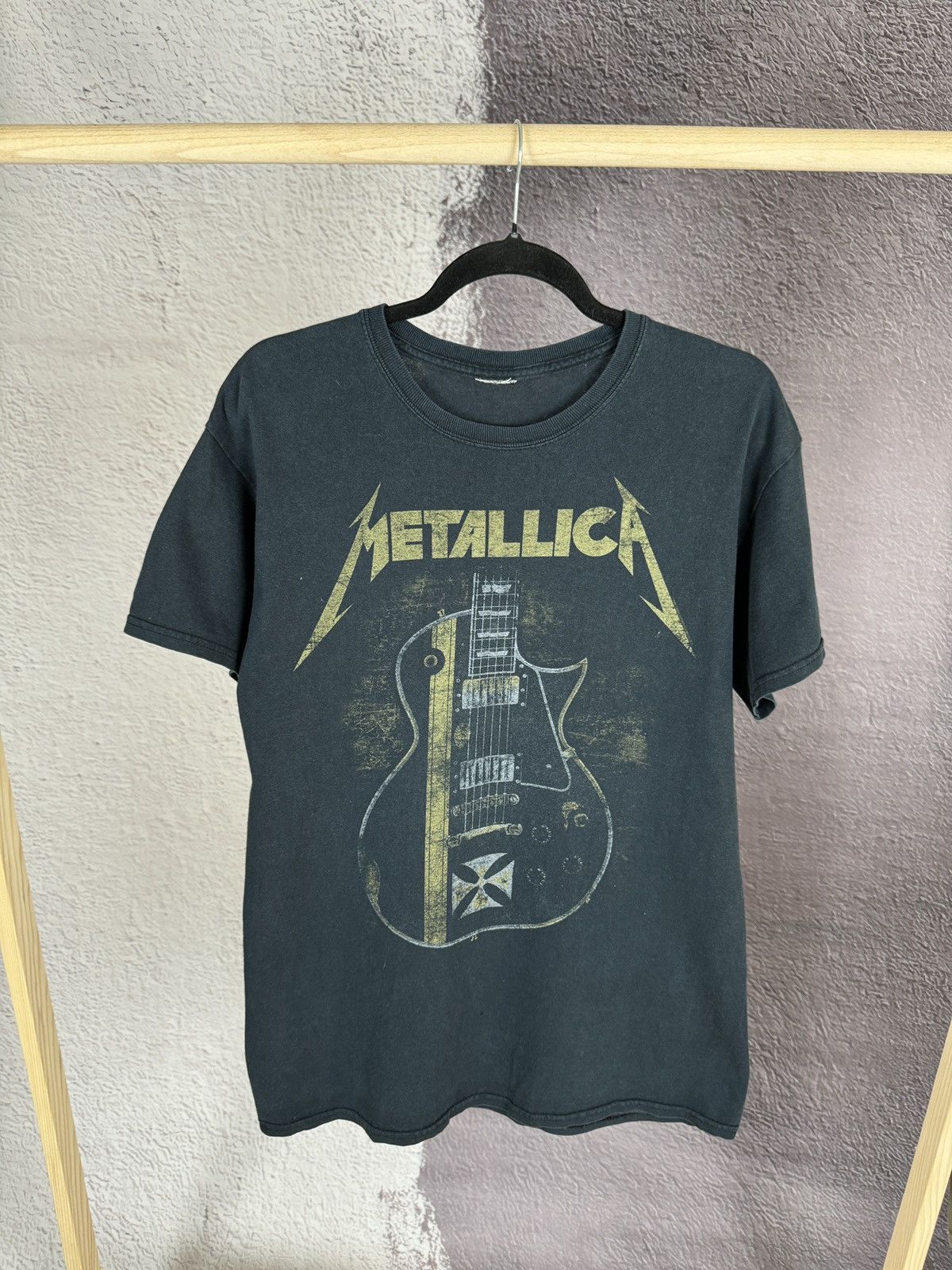 Band Tees Metallica 2013 vintage guitar band tee shirt Size US M / EU 48-50 / 2 - 1 Thumbnail