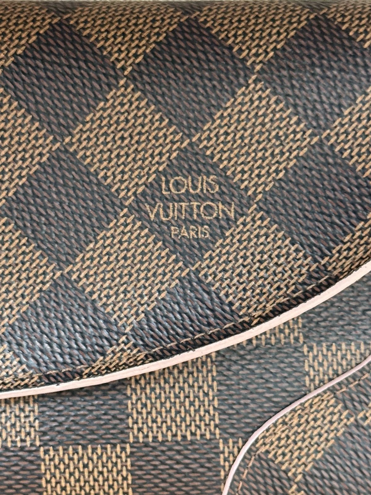 Louis Vuitton Louis Vuitton Damier Ebene CAISSA WALLET Size ONE SIZE - 9 Thumbnail