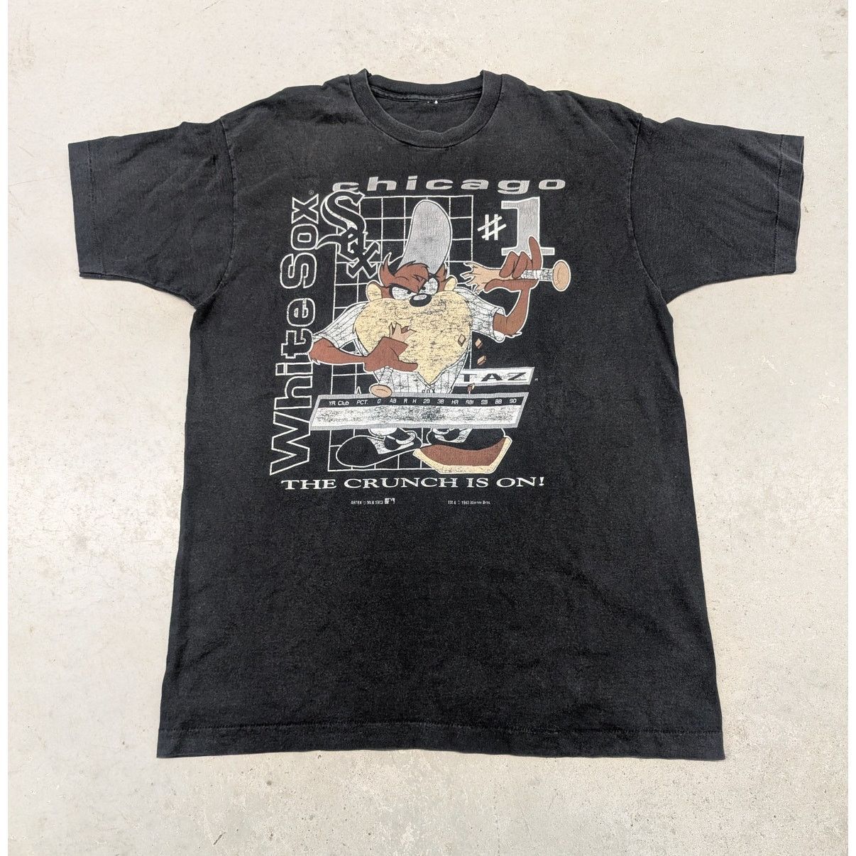 Vintage 1993 Taz Looney Tunes Chicago White Sox t-shirt