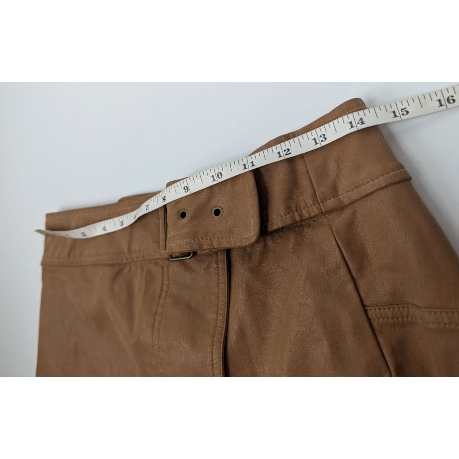 Free People VINTAGE Free People Skirt Womens 4 Camel Brown Faux Leather Buckle Wrap Mini Mod Size 27" / US 4 / IT 40 - 4 Thumbnail