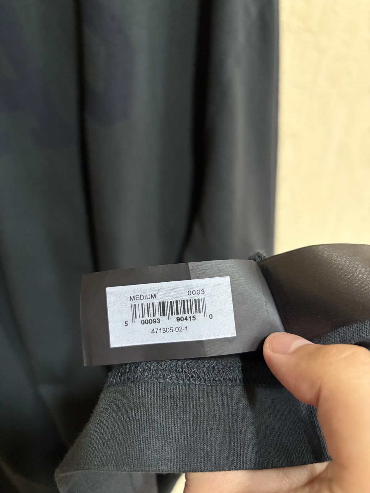 Gap × Yeezy New Yzy Gap by Balenciaga Dove Longsleeve Tee Gunmetal M Size US M / EU 48-50 / 2 - 12 Thumbnail