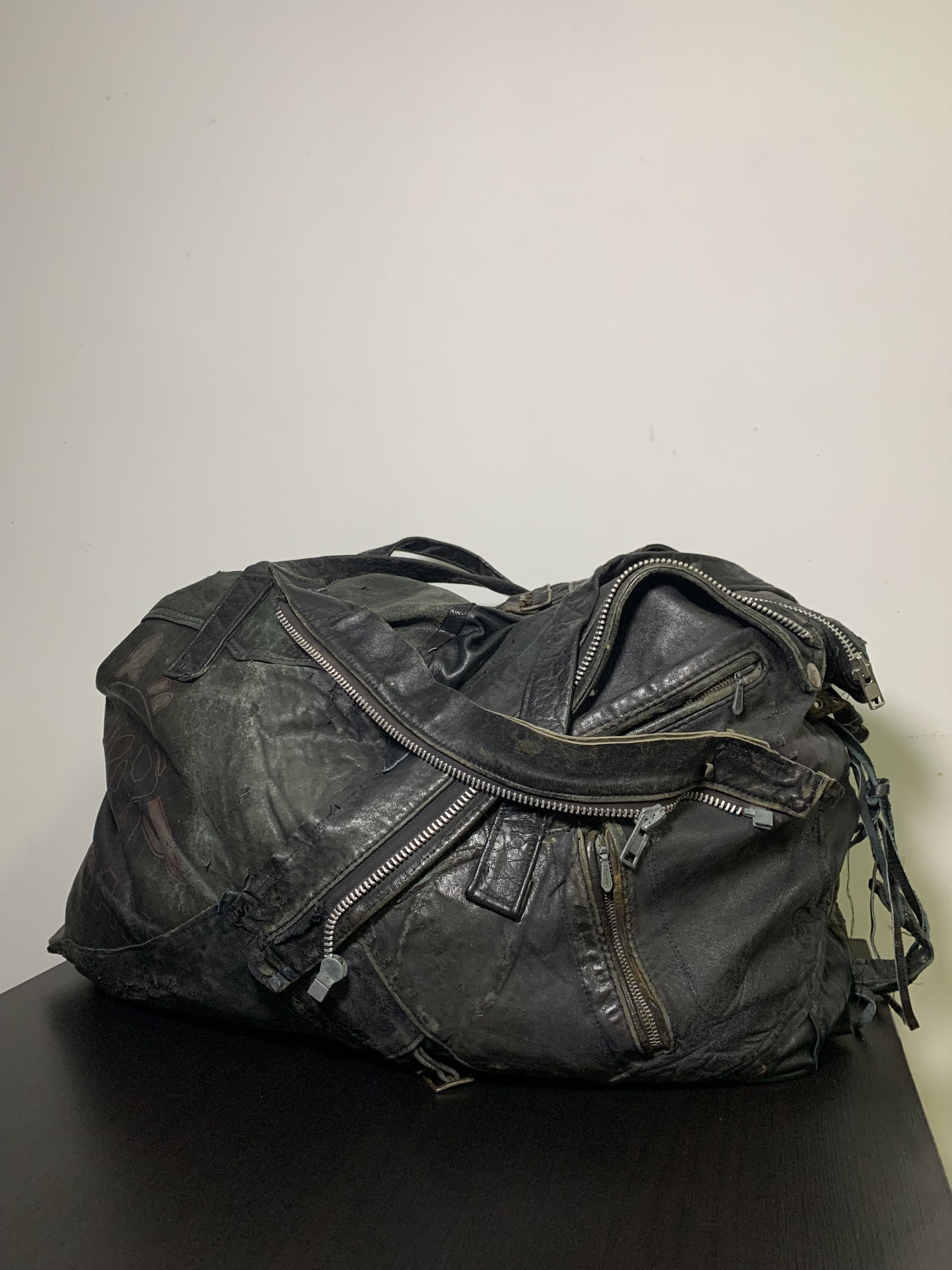 Vinti Andrews Vinti Andrews Reconstructed Leather Jacket Travel Bag Size ONE SIZE - 8 Thumbnail