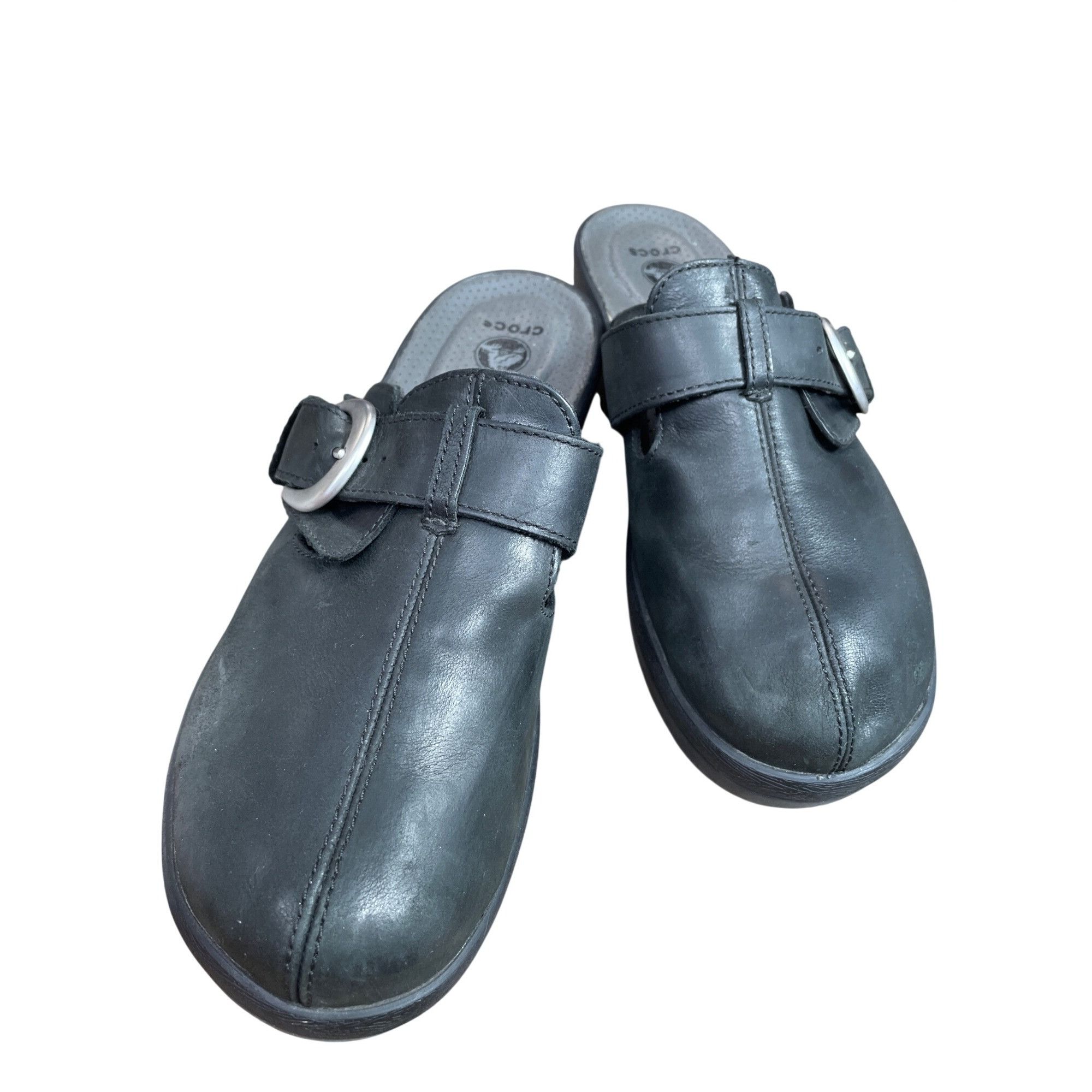 Crocs Crocs womans black leather slip on clogs mules Sz 9 SKU 9725 Size US 9 / IT 39 - 18 Thumbnail