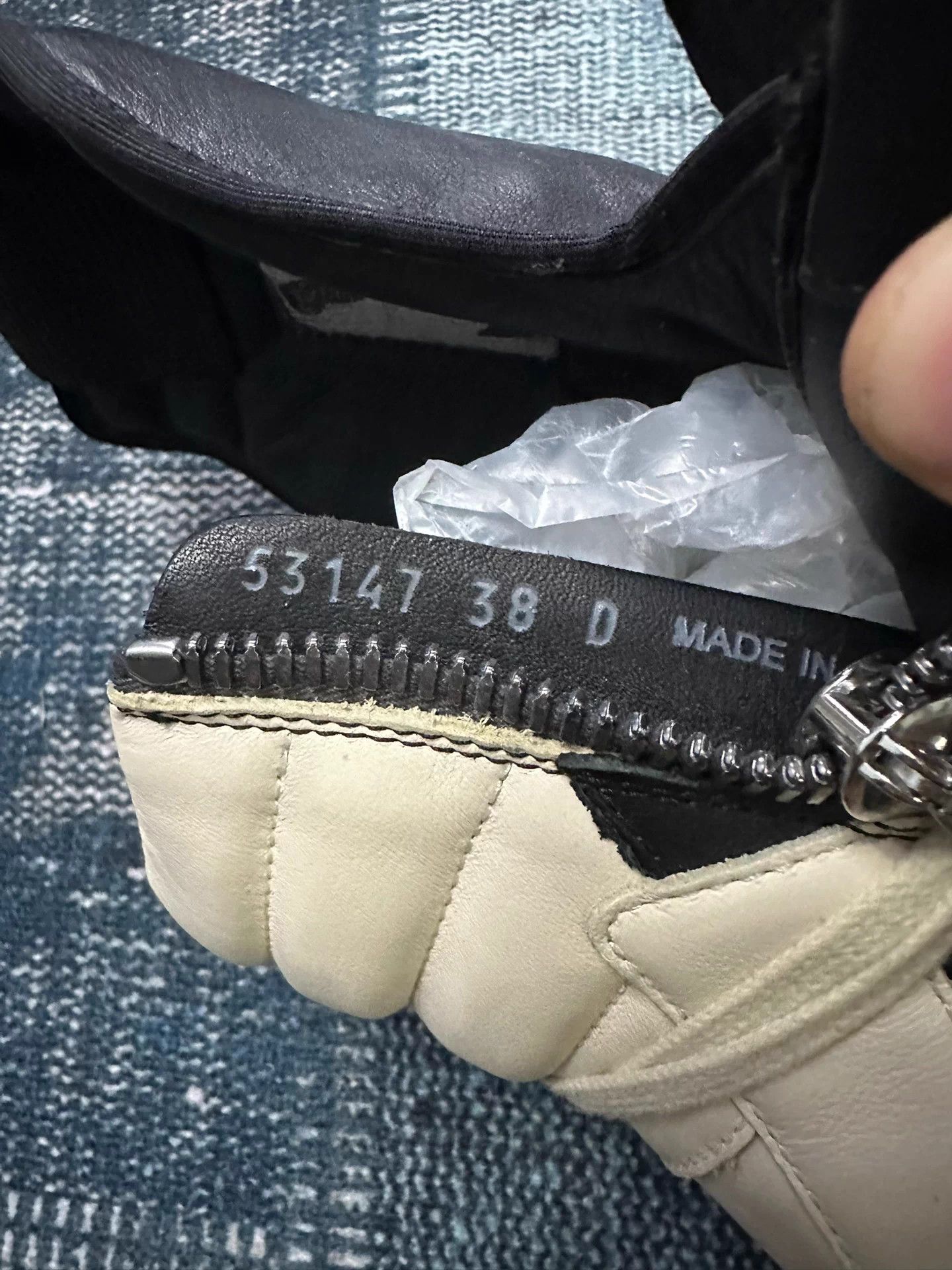 Rick Owens Rick Owens Inverted Triangle 38 Sheepskin Hot New Near Mint Size US 7.5 / IT 37.5 - 5 Thumbnail