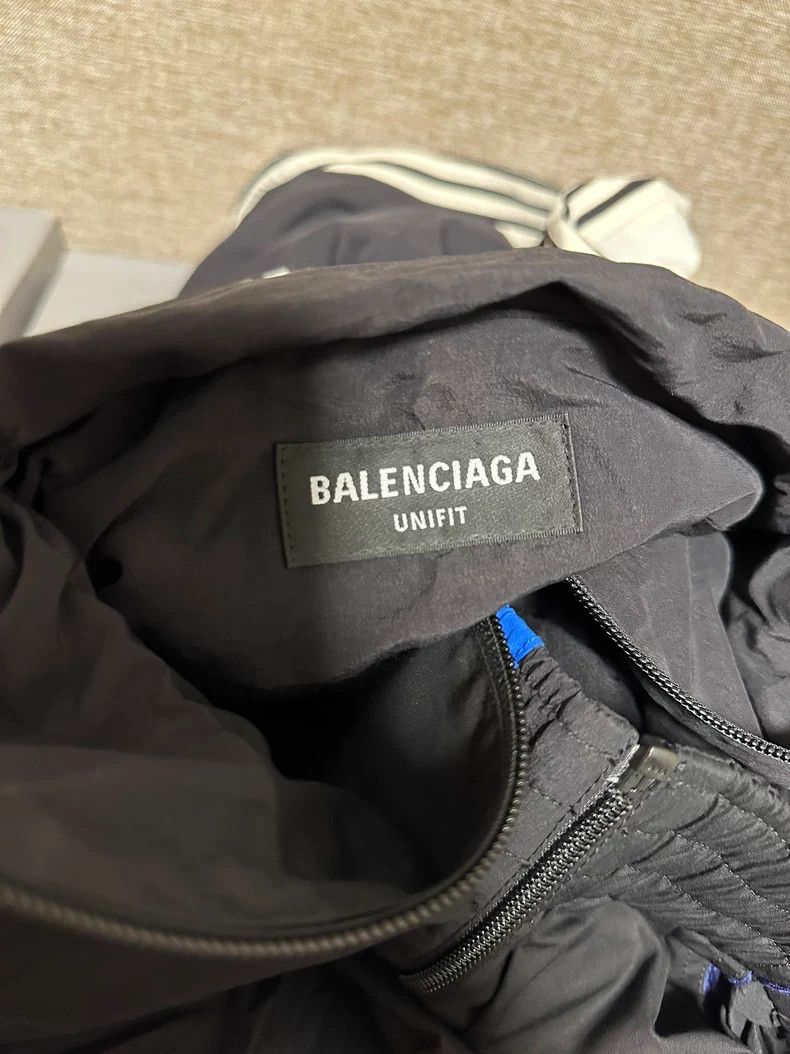 Balenciaga Balenciaga Embroidered Logo Patchwork Material Sports Jack Size US XS / EU 42 / 0 - 6 Thumbnail