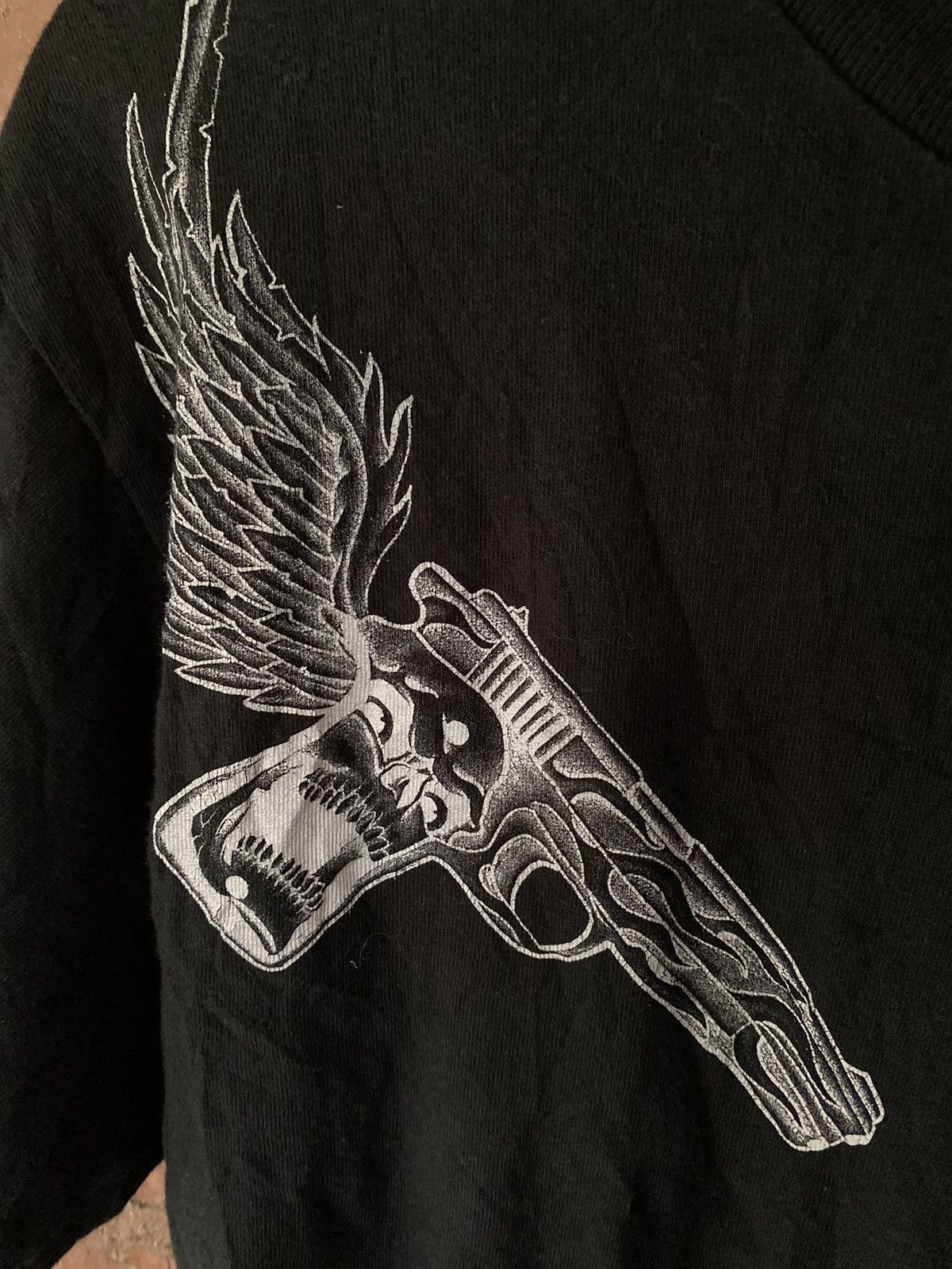 Tornado Mart 🔥2009 Skull Guns Tattoo fire flame art tee Size US M / EU 48-50 / 2 - 7 Thumbnail