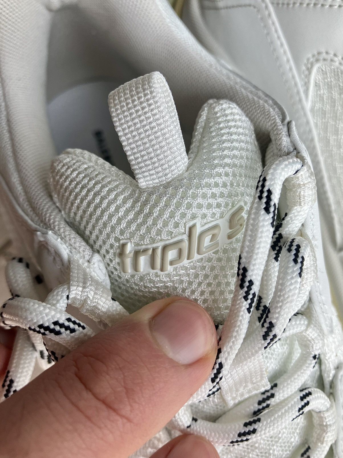 Balenciaga Balenciaga Triple S - White/ Creme - 44 Size US 11 / EU 44 - 5 Thumbnail