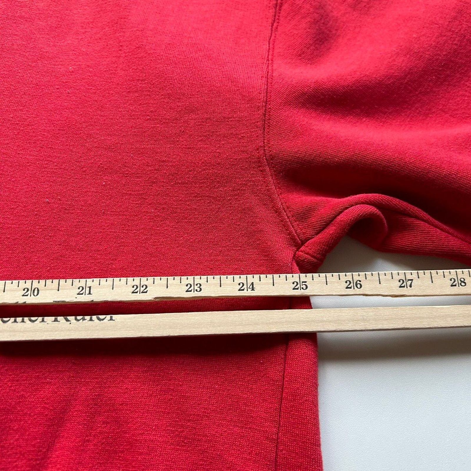 NBA × Vintage Vintage 1990s Chicago Bulls NBA Claw Graphic Crewneck Red XL Size US L / EU 52-54 / 3 - 5 Thumbnail