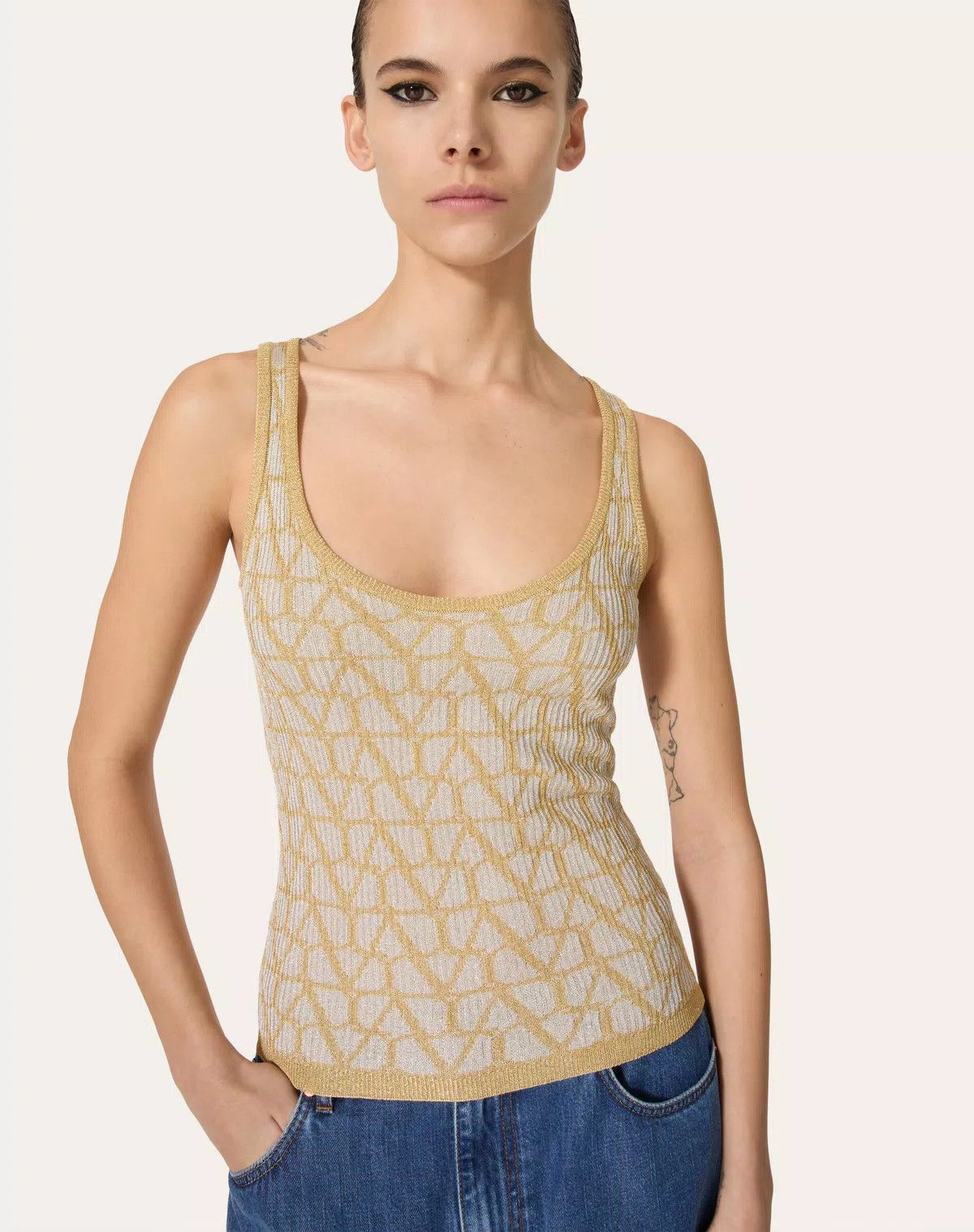 Valentino o1s1wg110426 Lurex And Toile Iconographe Jacquard Top Yellow Size XS / US 0-2 / IT 36-38 - 7 Thumbnail