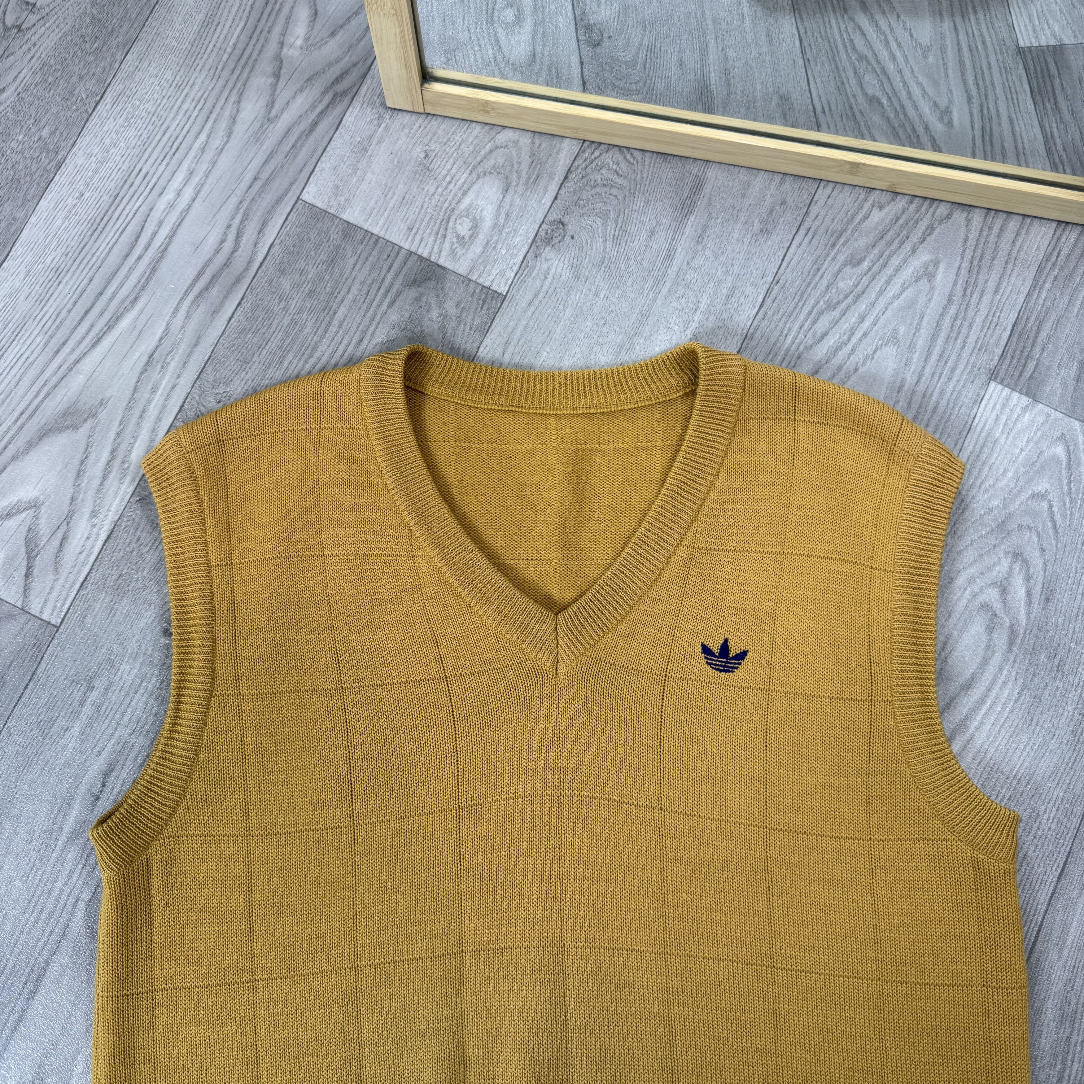 Adidas Vintage Adidas 70's Sweater Knit Vest Size US M / EU 48-50 / 2 - 7 Thumbnail