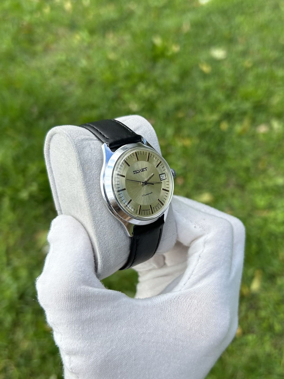 Vintage Vintage Watch Poljot Mechanical Authentic USSR Soviet 1980s Size ONE SIZE - 12 Thumbnail