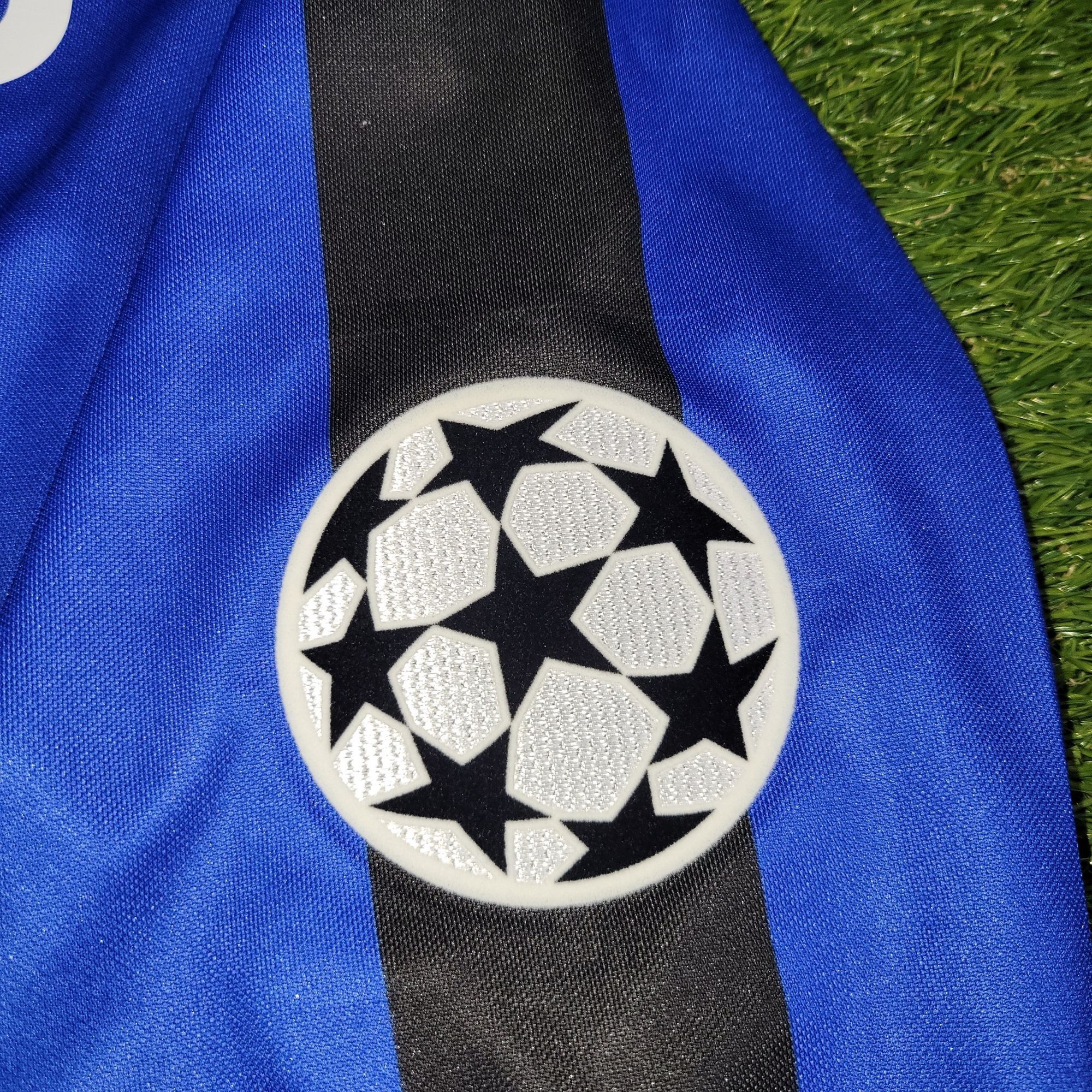 Nike Ronaldo Inter Milan Nike 1998 1999 UEFA Soccer Jersey L Size US L / EU 52-54 / 3 - 5 Thumbnail