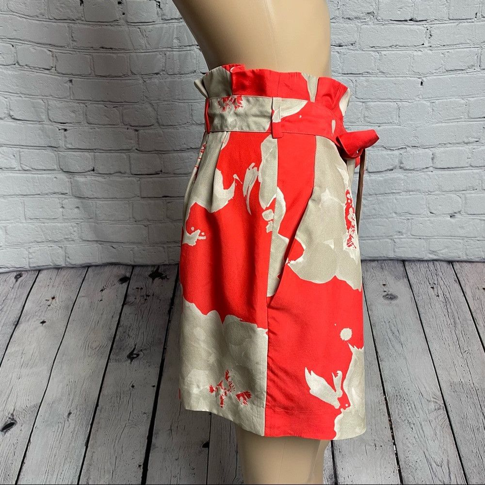 Club Monaco Club Monaco Front-tie Tulip Floral Silk Mini Skirt Size 00 Size 24" / US 00 / IT 34 - 2 Thumbnail