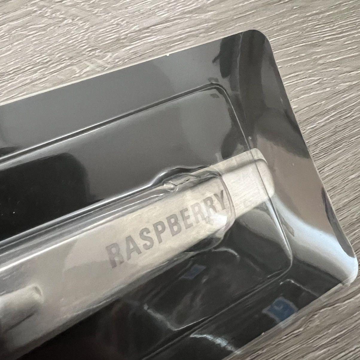 The GV Gallery GV Gallery Raspberry Hills Raspberry Nail Clippers Size ONE SIZE - 4 Thumbnail