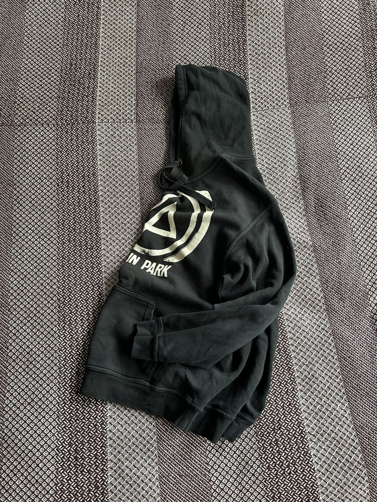 Band Tees × Vintage Linkin Park Vintage Hoodie 2012 Copyright Rock Streetwear M Size US M / EU 48-50 / 2 - 8 Thumbnail