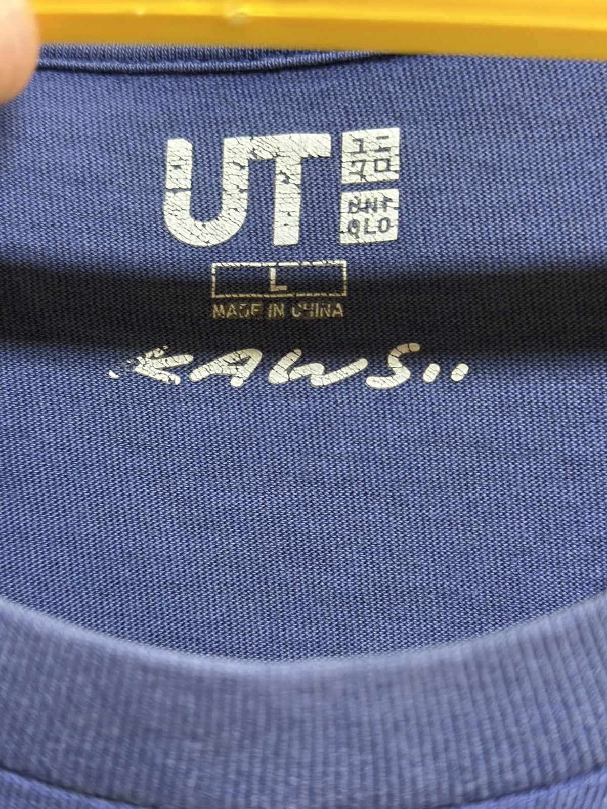 Kaws × Uniqlo × Vintage Vintage Uniqlo X Kaws Sun Faded Tee Size US L / EU 52-54 / 3 - 3 Thumbnail
