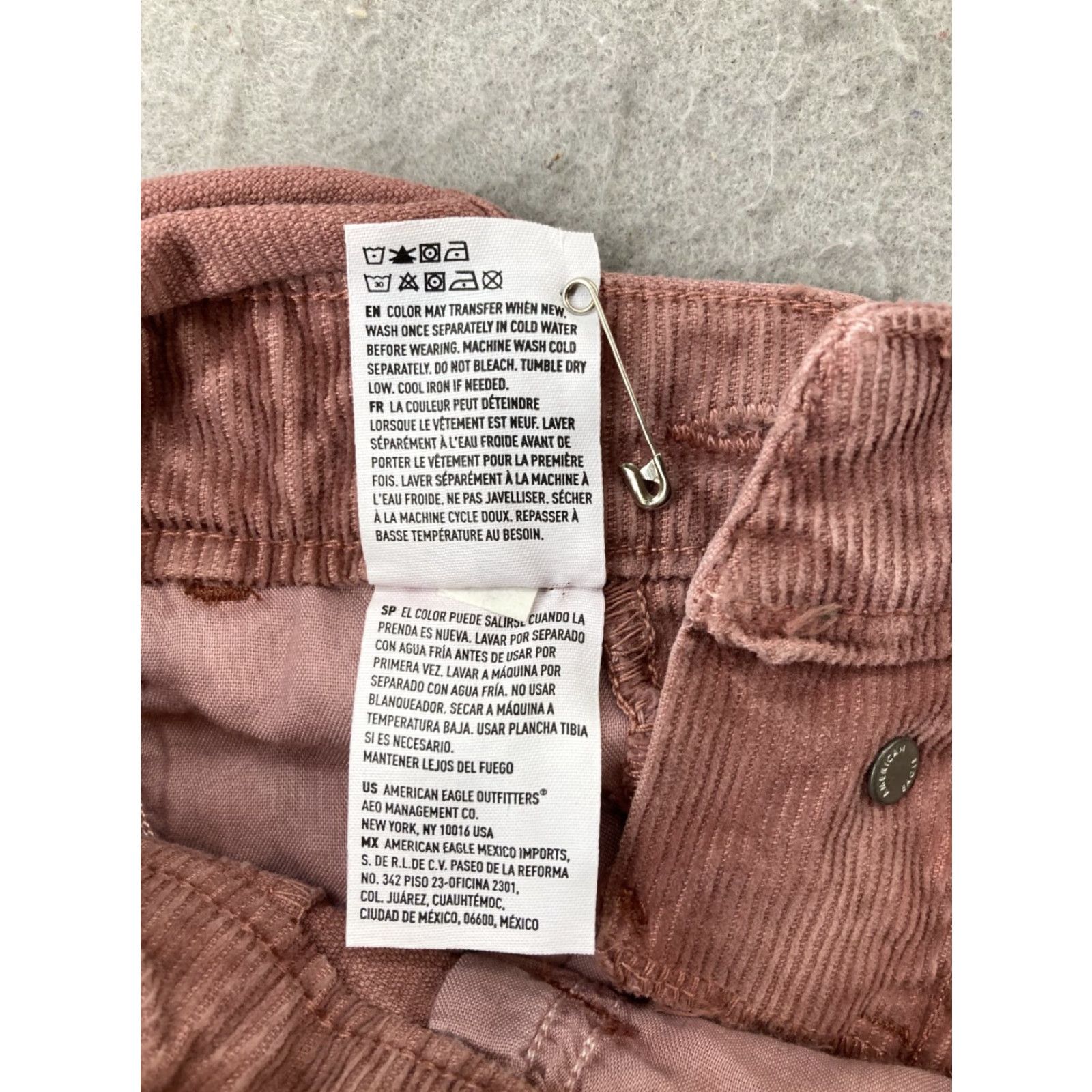 American Eagle Outfitters VINTAGE American Eagle Outfitters Overall Skirt Womens XS Pink Corduroy Casual Short Pockets Stretch Size 26" / US 2 / IT 38 - 4 Thumbnail