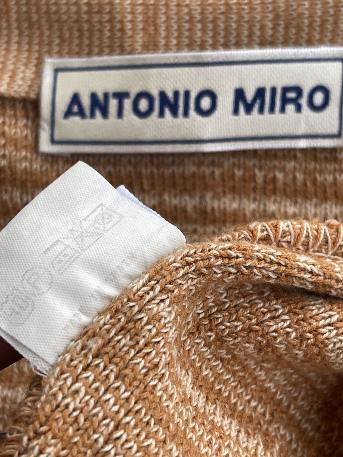 ANTONIO MIRO Antonio Miro Sleeveless Knit Vest Size US S / EU 44-46 / 1 - 7 Thumbnail