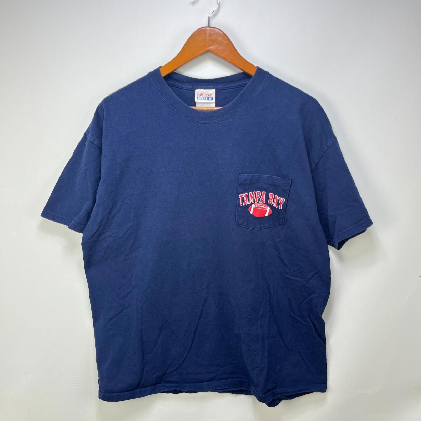 Other Vintage Tampa Bay Buccaneers Football T Shirt XL NFL Size ONE SIZE - 1 Thumbnail