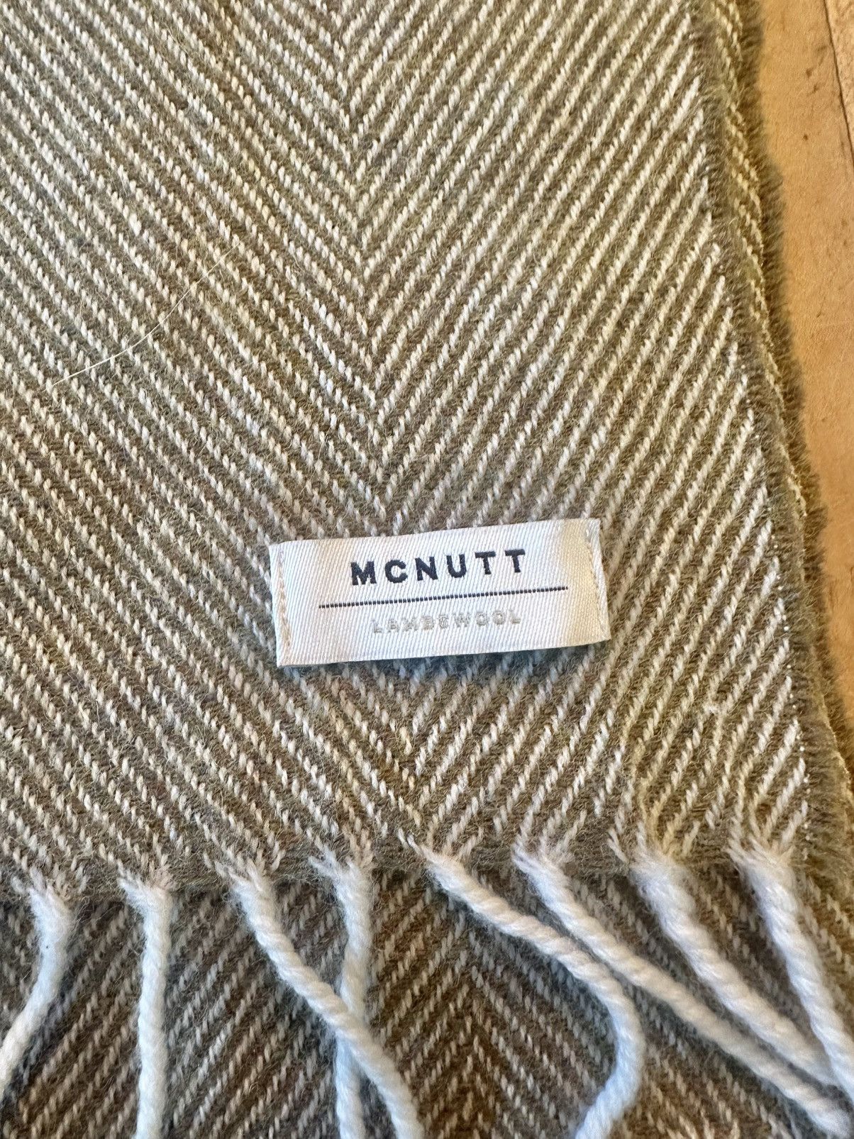 Designer McNutt Lambswool scarf, made in Ireland Size ONE SIZE - 3 Thumbnail