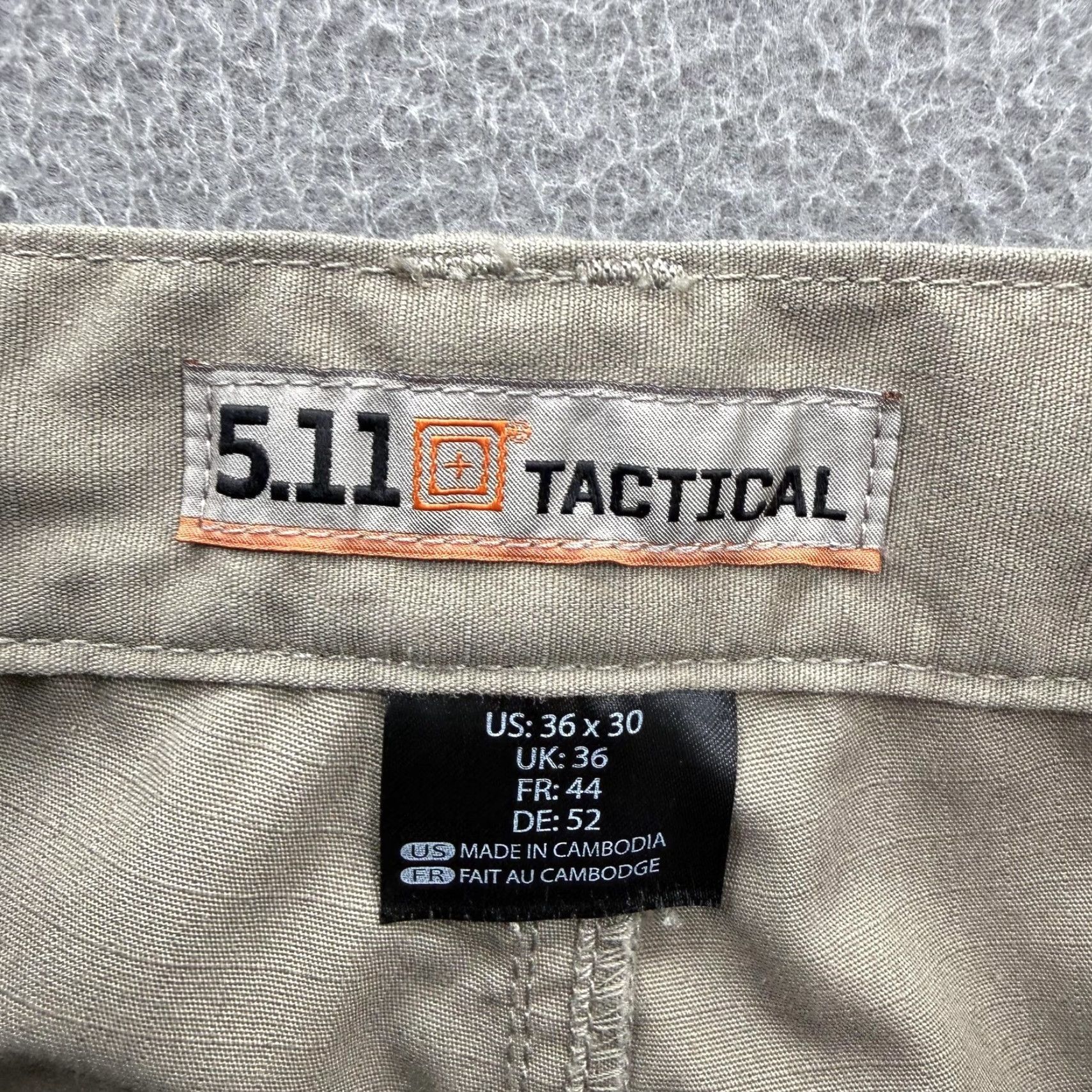 Vintage 5.11 Tactical Pants Mens 36x30 Beige Cargo Ripstop Elastic Waist Size US 36 / EU 52 - 4 Thumbnail