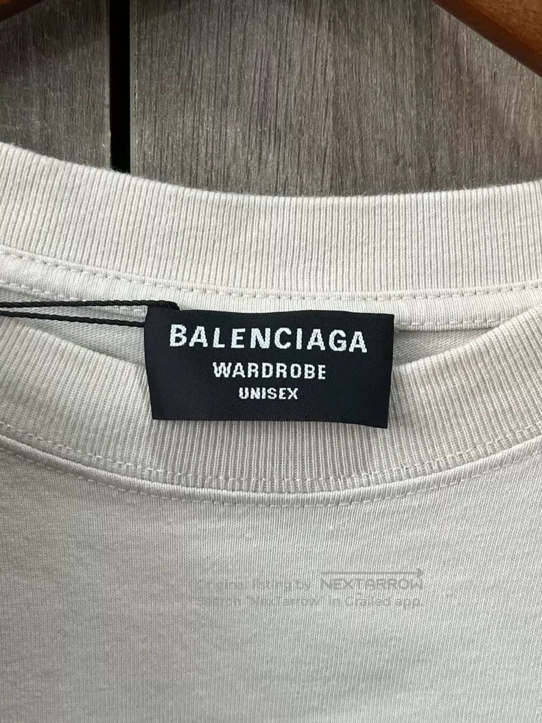 Balenciaga Balenciaga Off-white Mailbox Short Sleeve Size US L / EU 52-54 / 3 - 7 Thumbnail