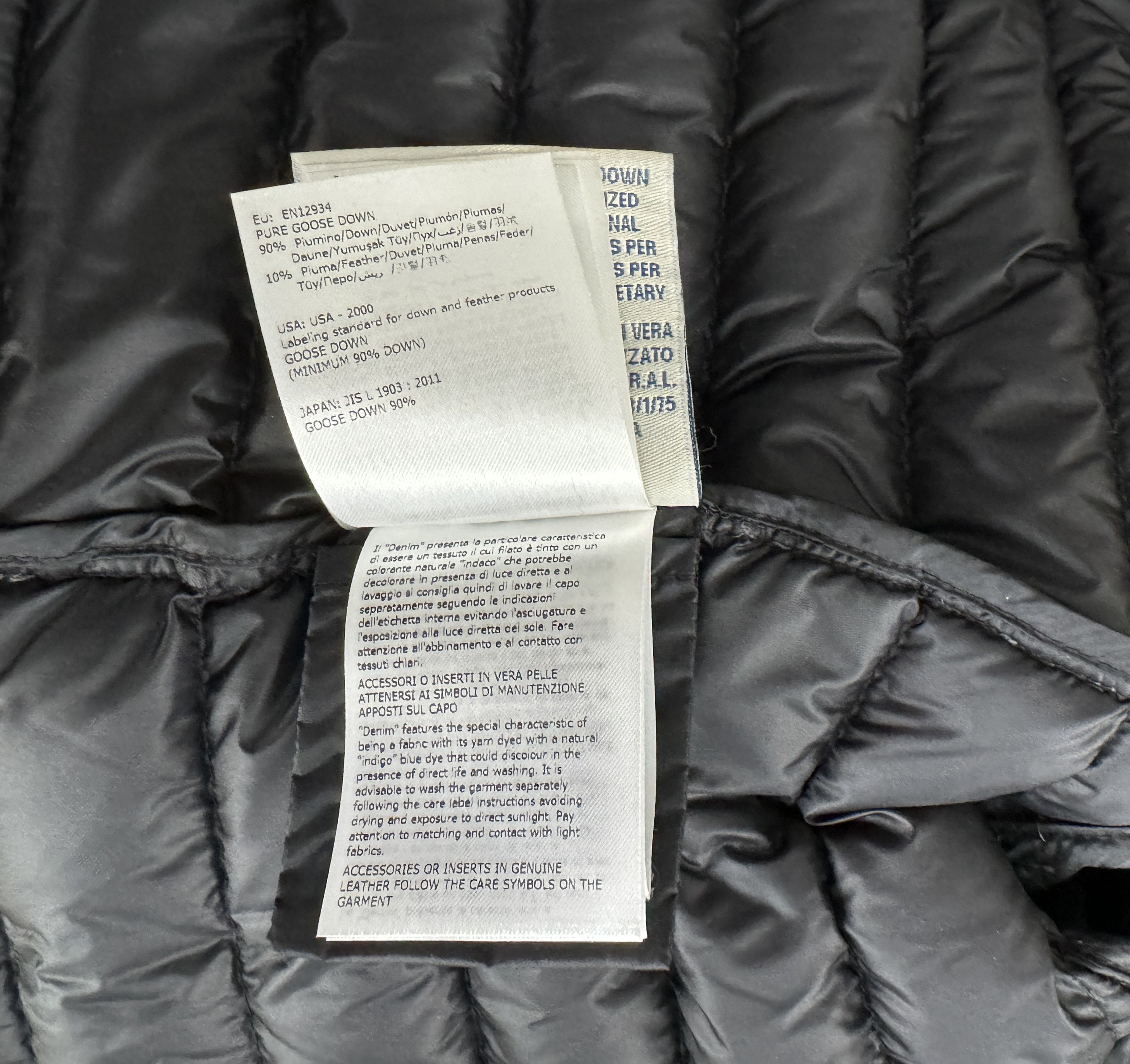 Moncler Moncler Ambert Down Jacket Puffer Denim Trimmed Navy Size 3 Size M / US 6-8 / IT 42-44 - 22 Thumbnail