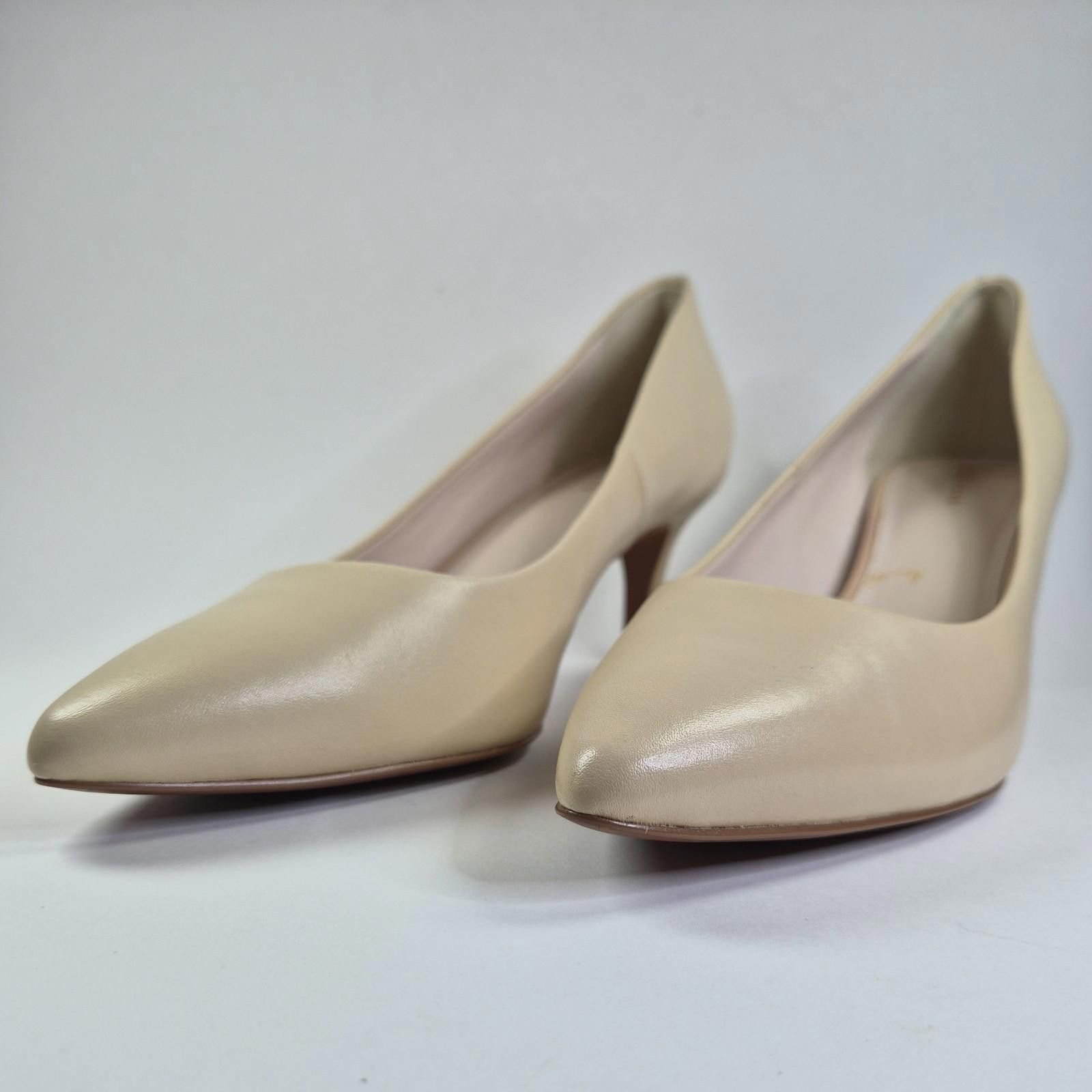 Nine West NINE WEST MARGOT PUMPS NATURAL/TAN LEATHER SIZE 9B Size US 9 / IT 39 - 1 Thumbnail