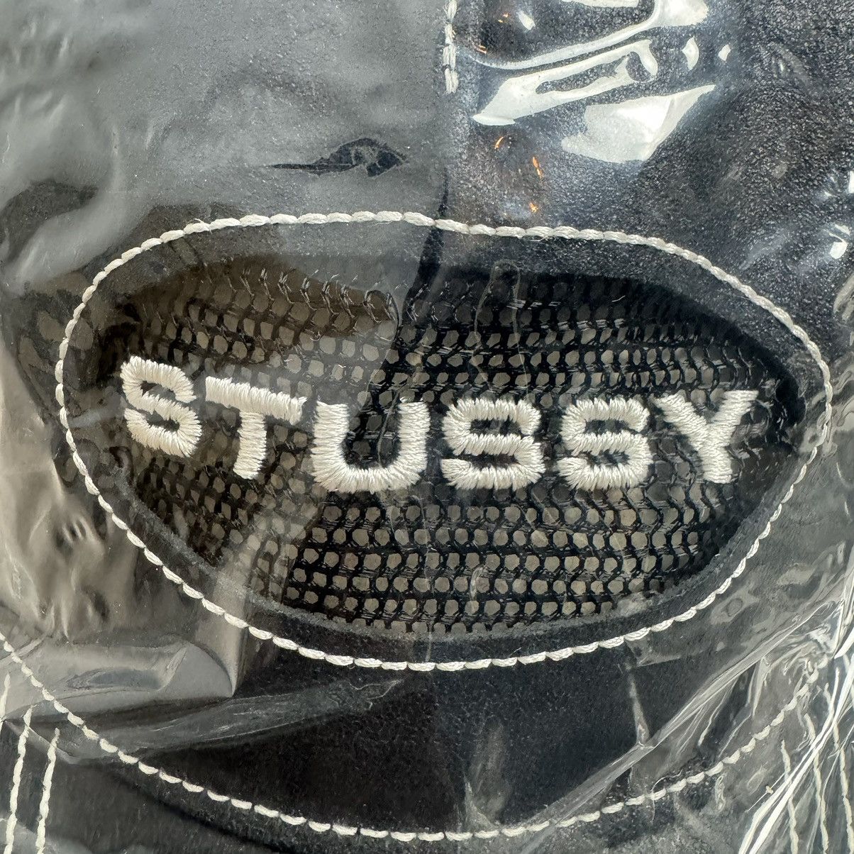 Hypebeast Stussy Low Pro Trucker Cut-Out Snapback Black Leather Hat Size ONE SIZE - 5 Thumbnail