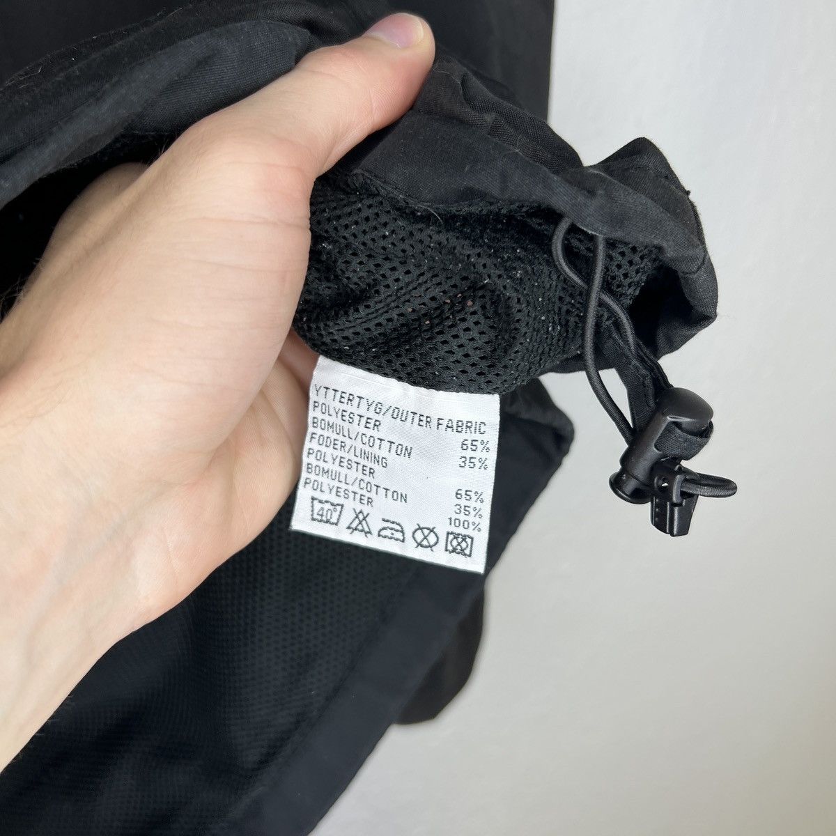 Fjallraven × Vintage Vintage Fjallraven Windbreaker Hooded Jacket G-1000 Black Size US M / EU 48-50 / 2 - 6 Thumbnail