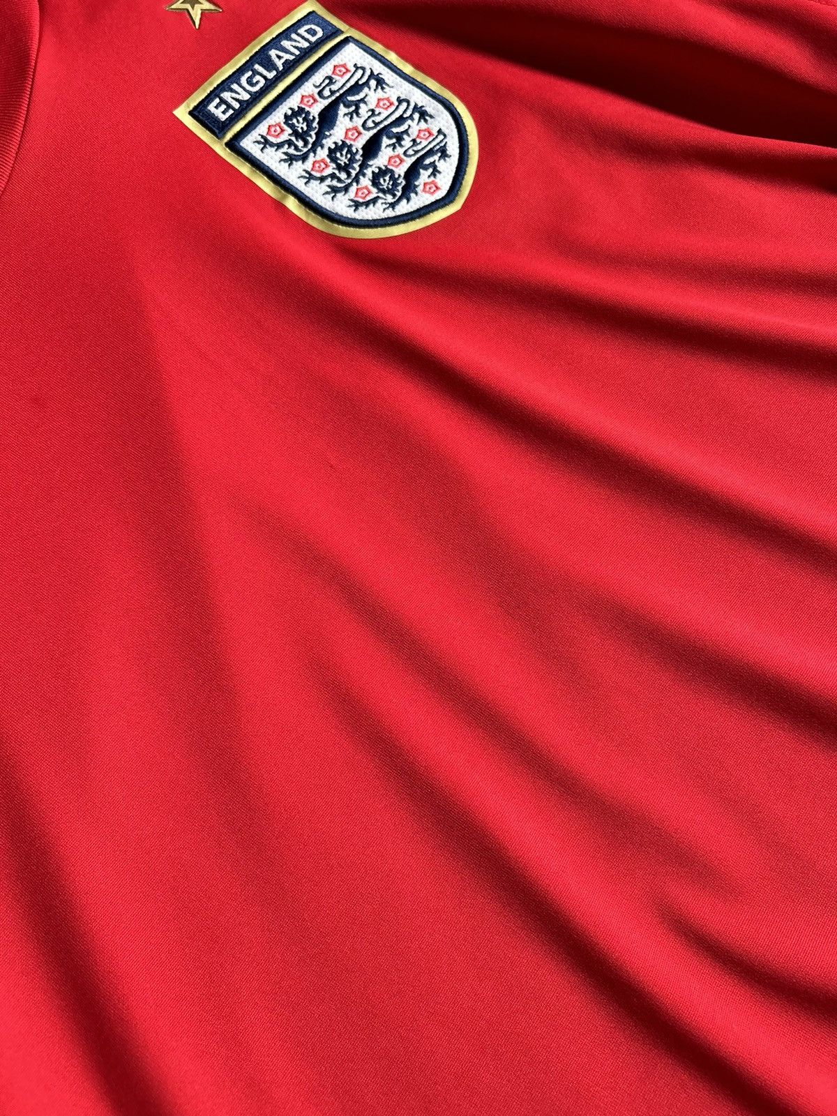 Umbro Umbro England away 2006/08 soccer jersey Size US L / EU 52-54 / 3 - 6 Thumbnail