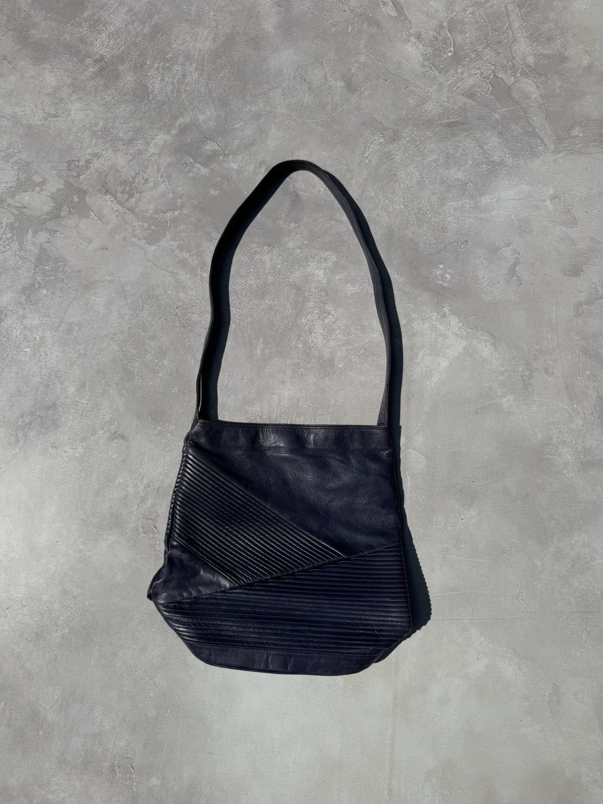 Versace Archive Gianni Versace Leather Shoulder Bag Size ONE SIZE - 2 Thumbnail