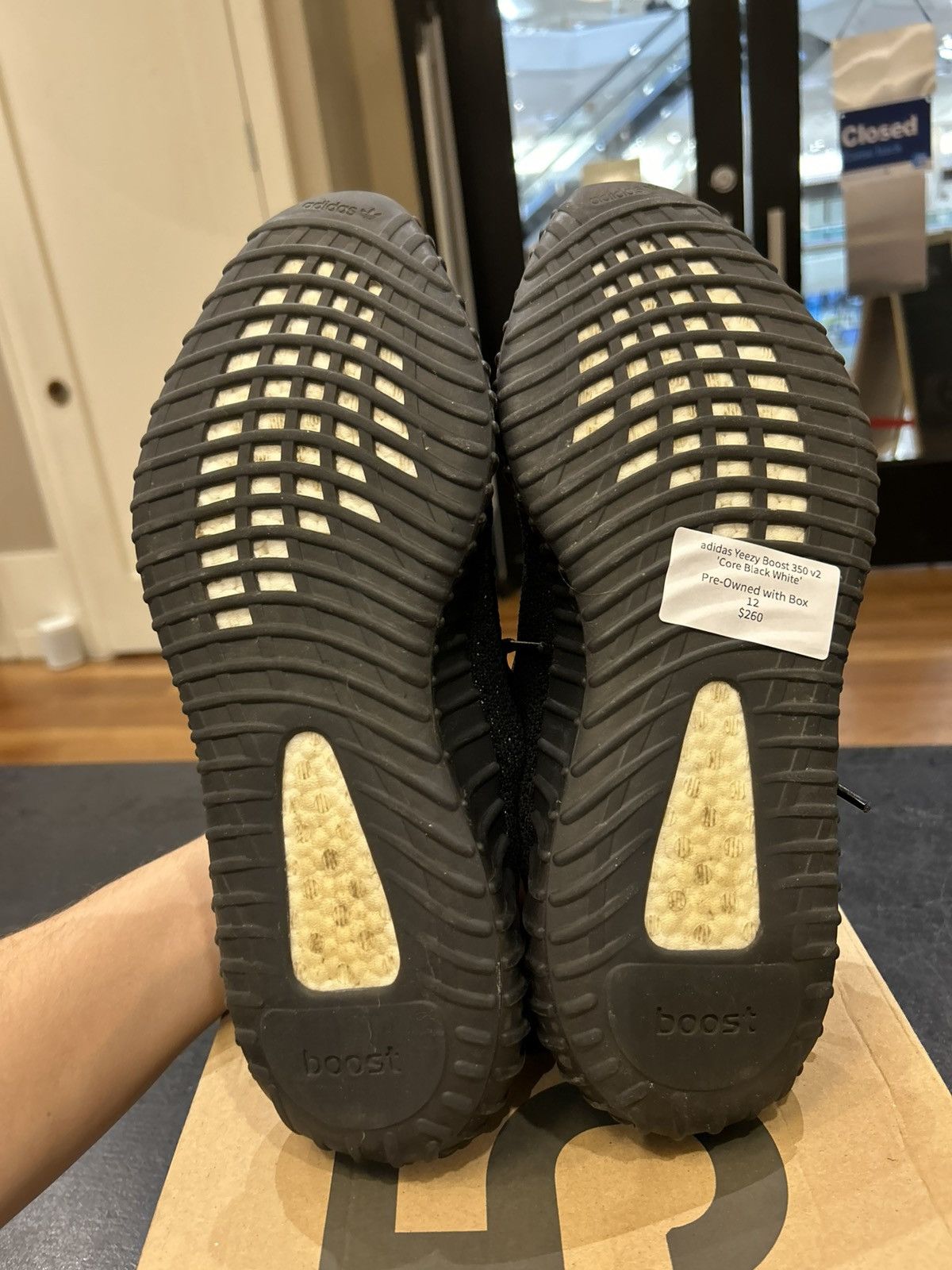 Adidas Adidas Yeezy Boost 350 V2 ‘Oreo’ Size US 12 / EU 45 - 5 Thumbnail