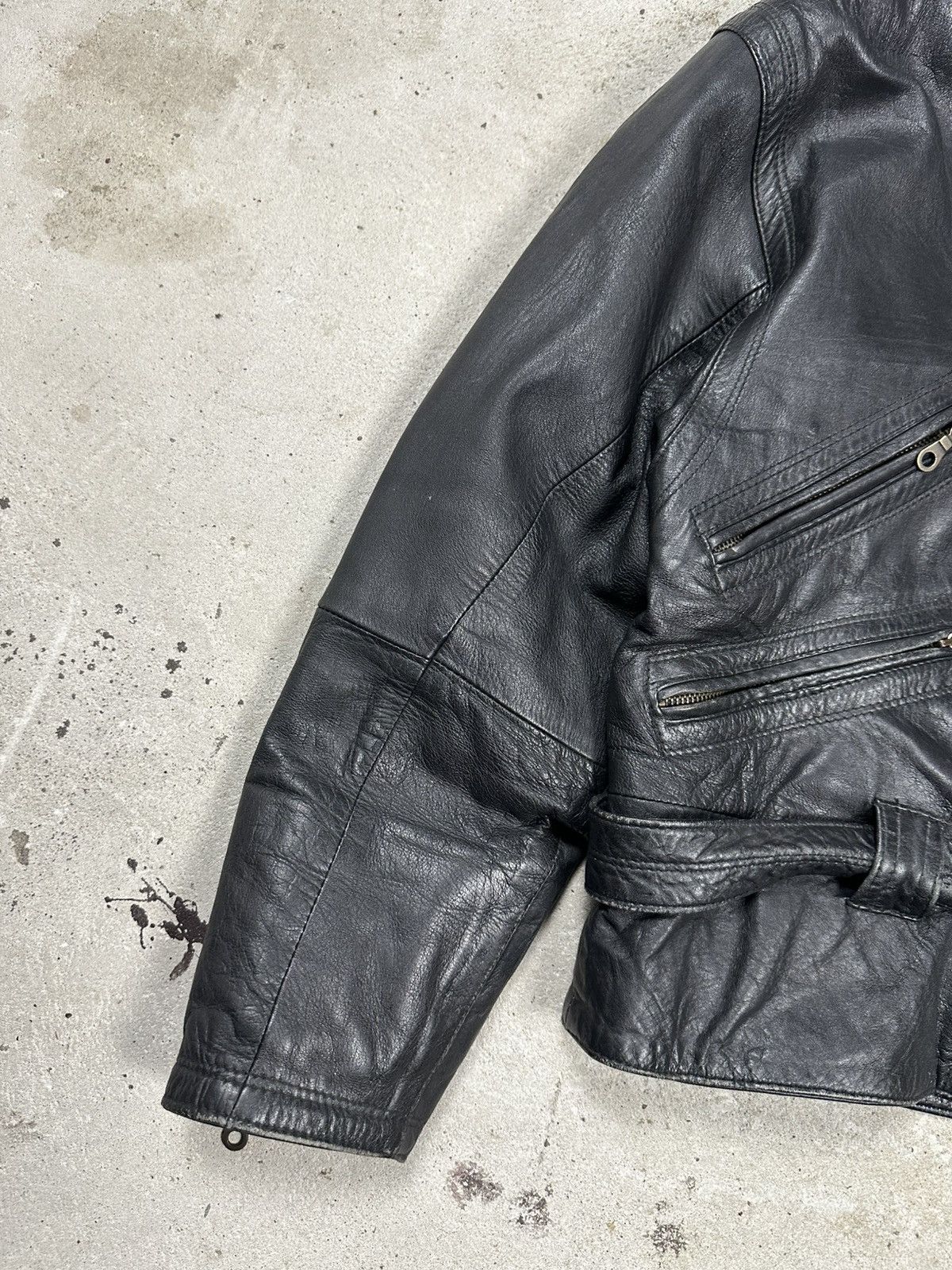 Vintage Vintage Y2K Moto Biker Style Black Cropped Leather Jacket Size US S / EU 44-46 / 1 - 4 Thumbnail