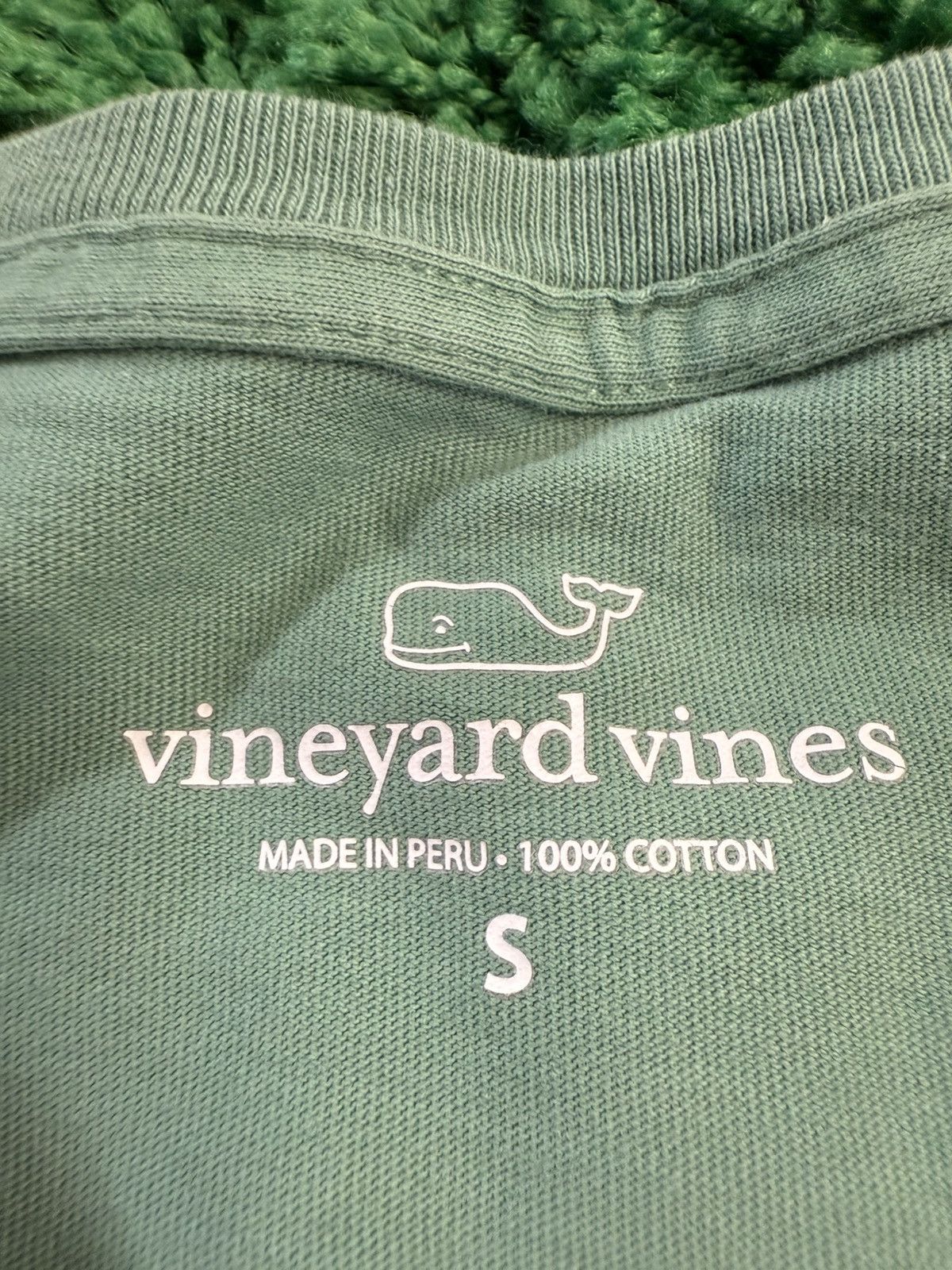 Vineyard Vines Vineyard Vines Green Whale Logo Tee Sz. Small Size US S / EU 44-46 / 1 - 5 Thumbnail