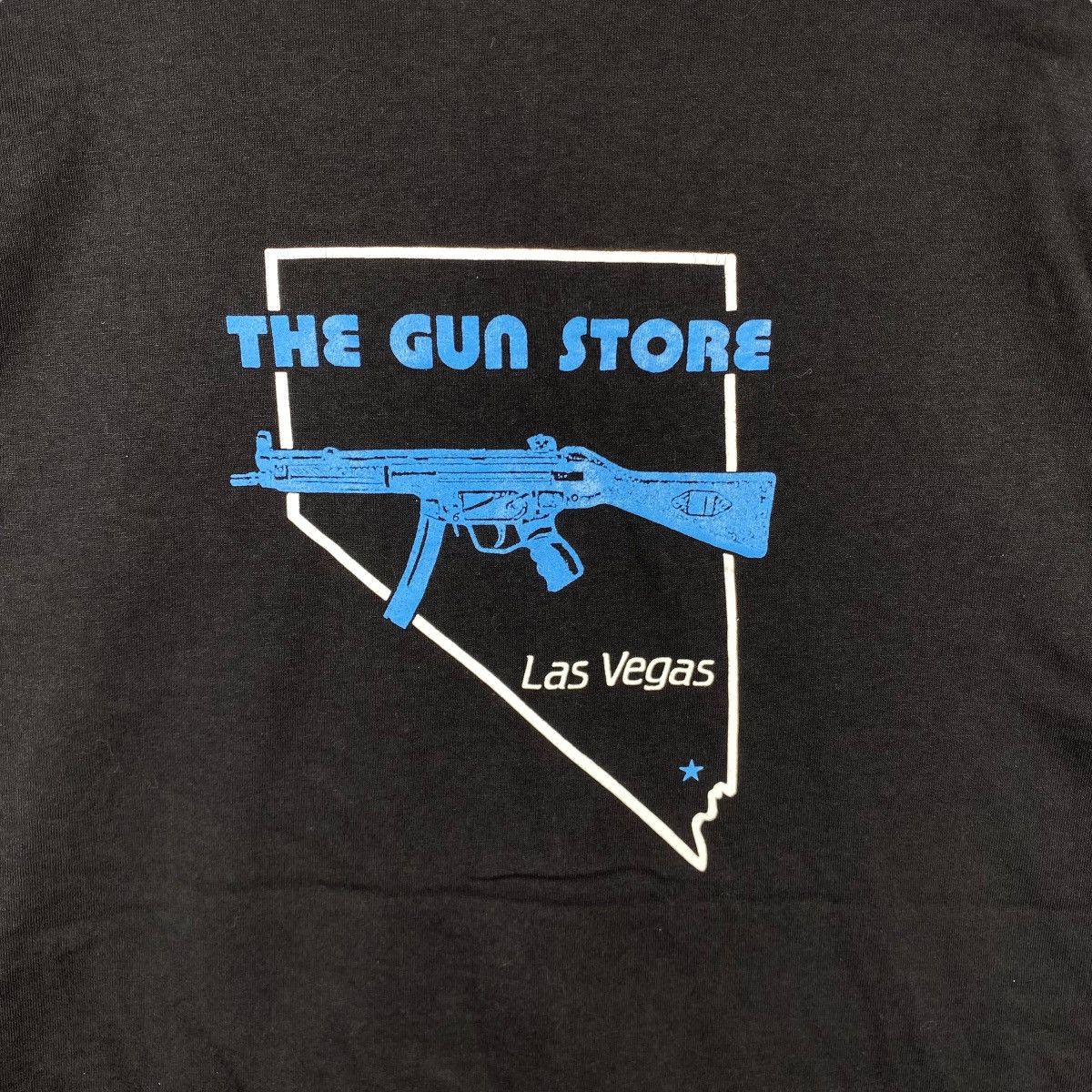 Vintage Vintage THE GUN STORE Las Vegas Graphic Tee Shirt Medium Size US M / EU 48-50 / 2 - 2 Thumbnail