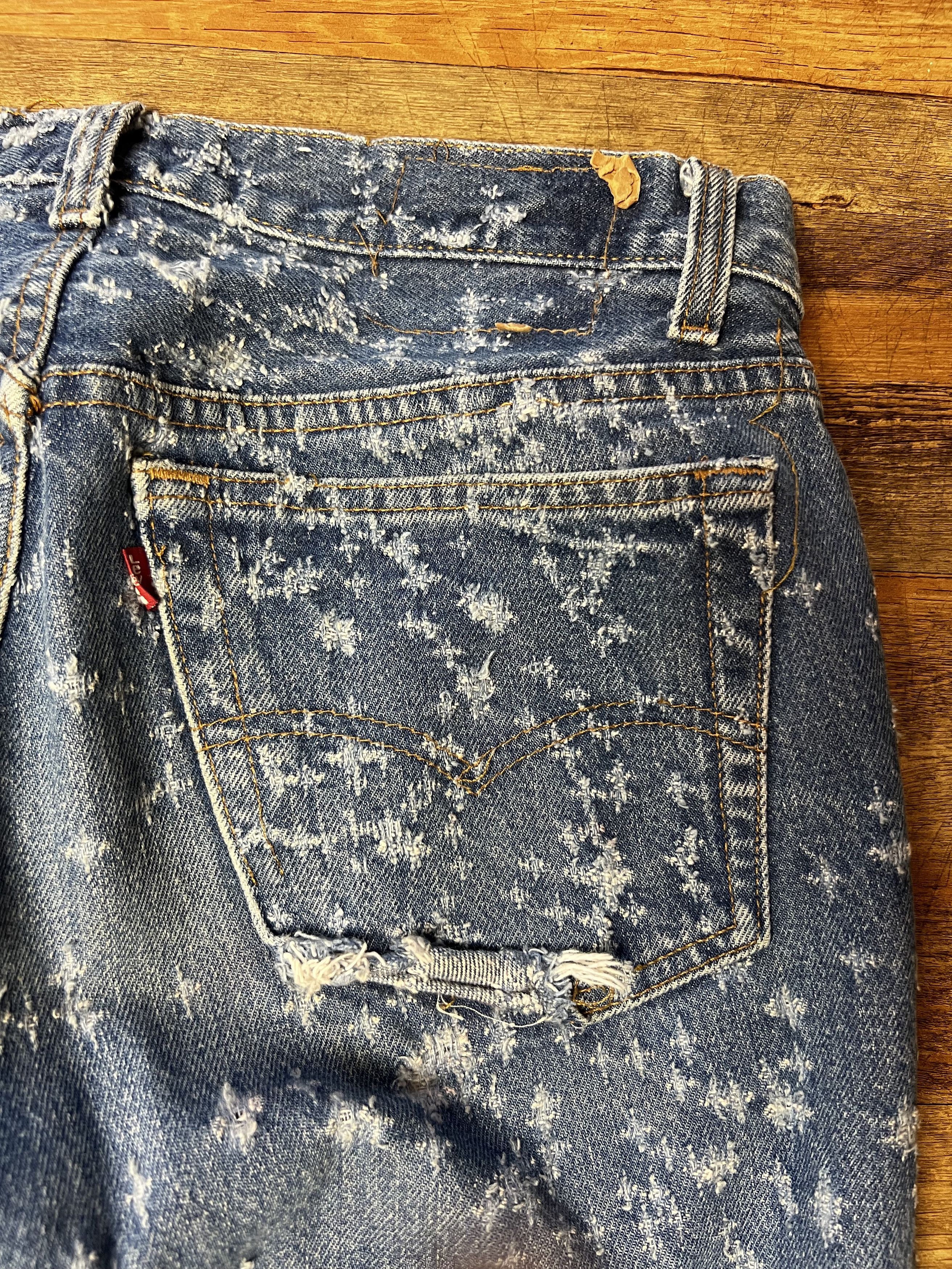 Levi's Vintage Clothing Vintage 501 Levi's Buckshot Denim Blue Jeans Size US 31 - 11 Thumbnail