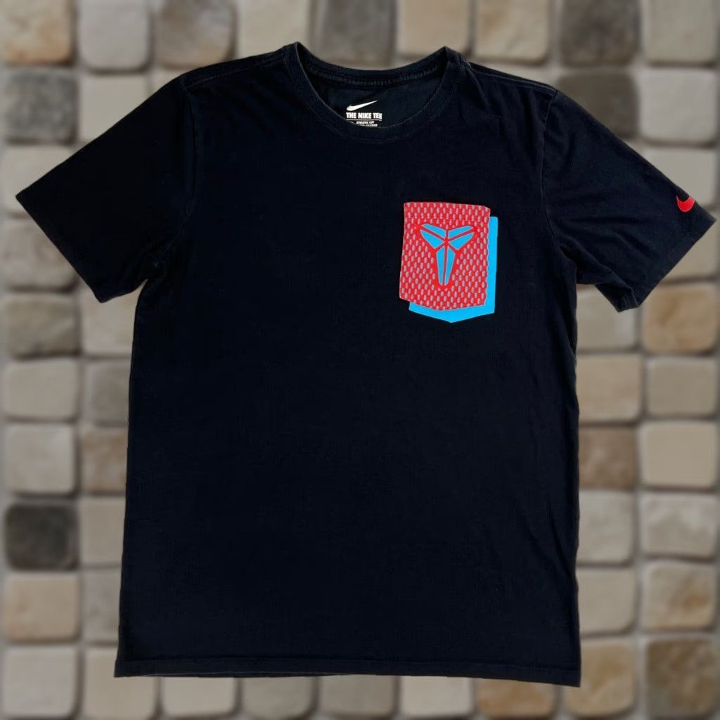 Nike Nike Kobe Bryant Pocket Tee Shirt M Men's Black 835745-010 Sports Knit Size US M / EU 48-50 / 2 - 1 Thumbnail