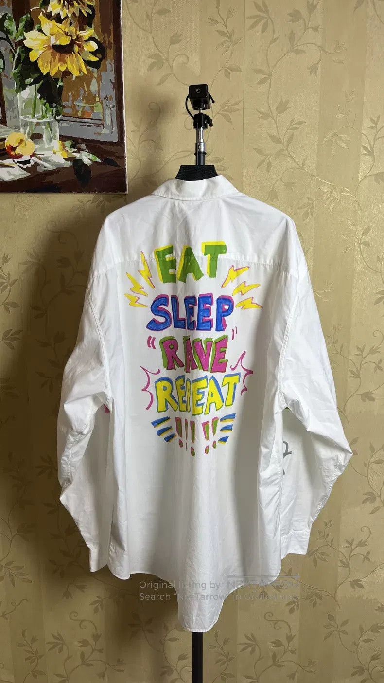 Vetements VETEMENTS White Graffiti Shirt Size US M / EU 48-50 / 2 - 2 Thumbnail