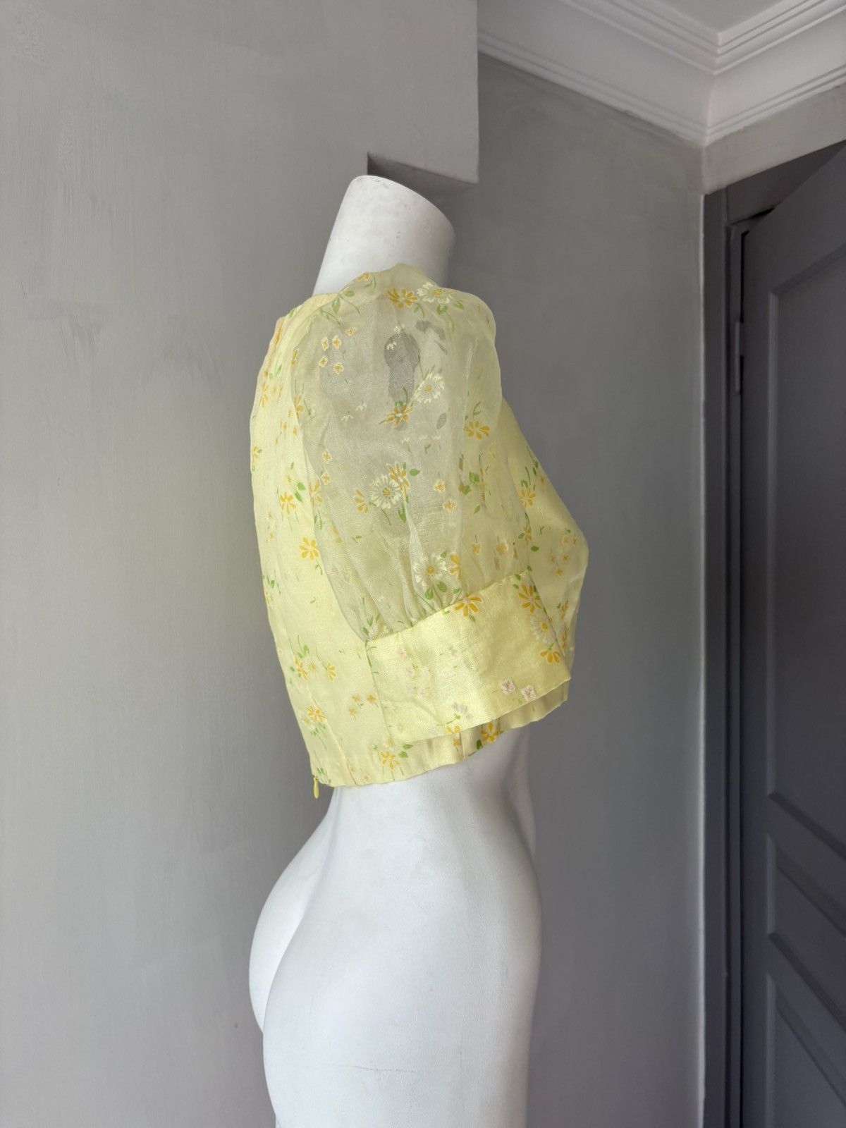 Vintage Antique blouse Size M / US 6-8 / IT 42-44 - 6 Thumbnail