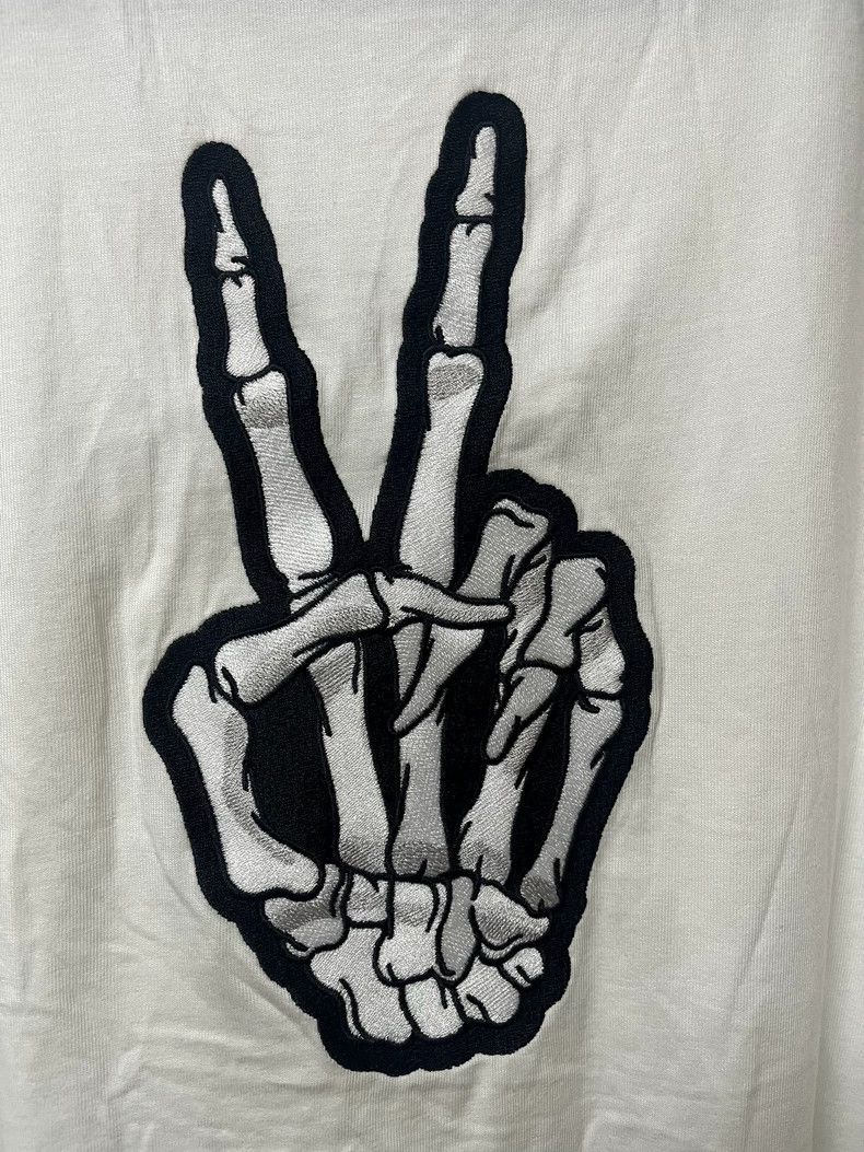 Balenciaga Balenciaga White smiley face with logo short sleeve Size US M / EU 48-50 / 2 - 4 Thumbnail