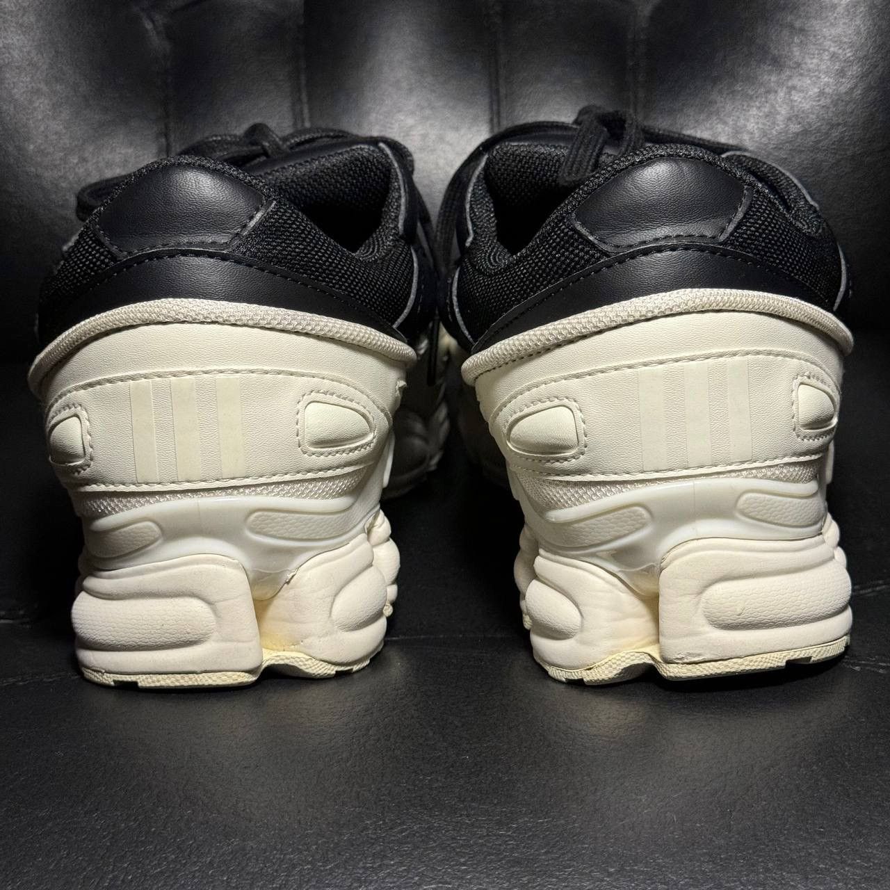 Adidas × Raf Simons adidas raf simons ozweego Size US 12 / EU 45 - 2 Thumbnail