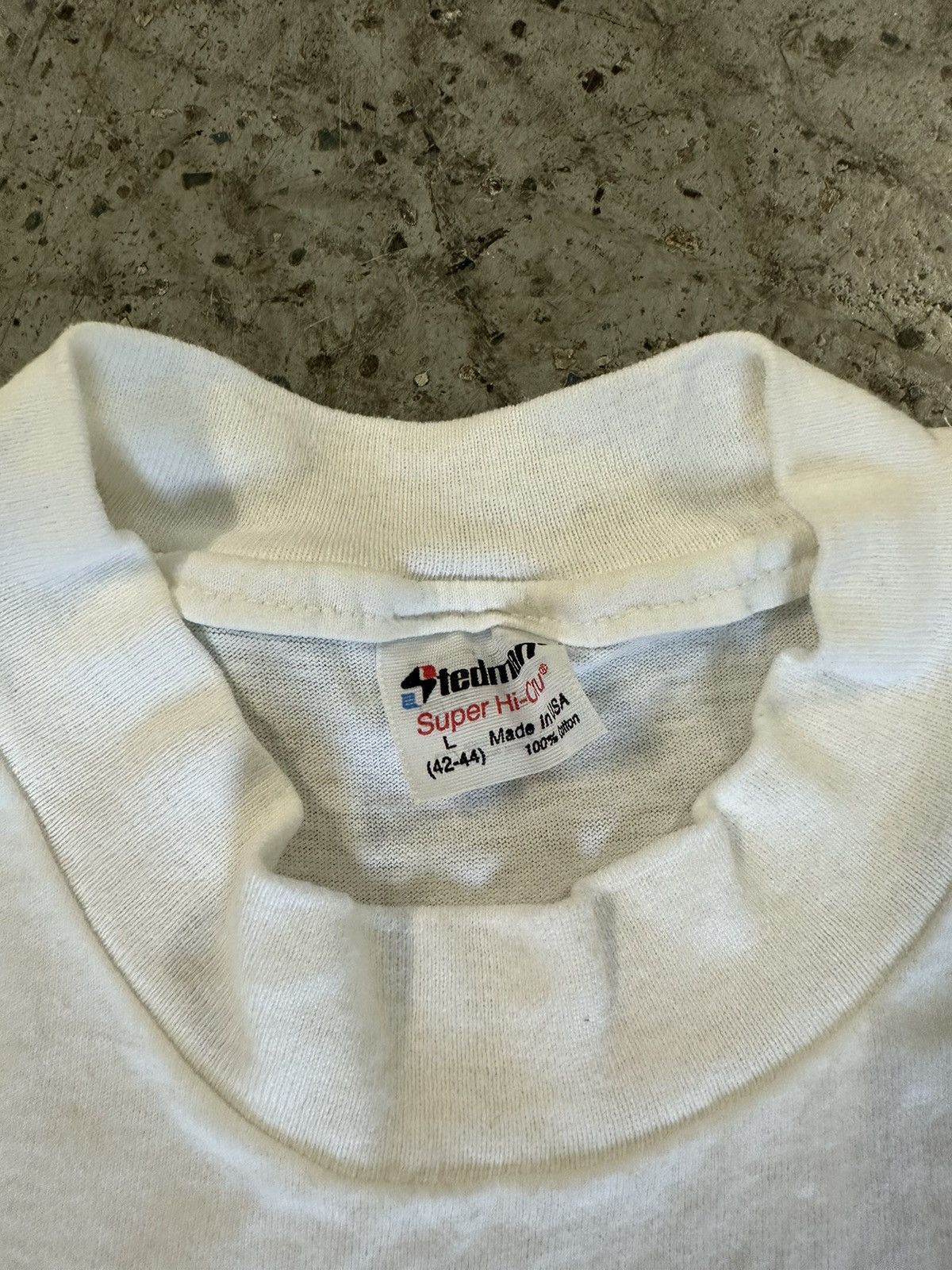 NBA × Vintage Vintage LA Lakers World Champion Trench MFG Tee Shirt Size US L / EU 52-54 / 3 - 3 Thumbnail
