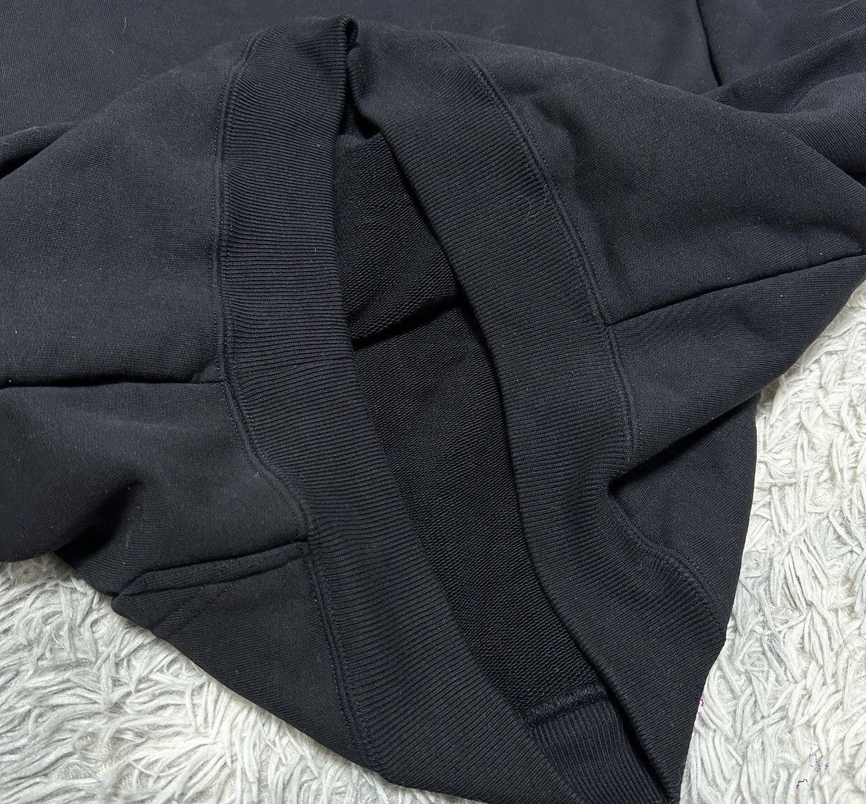 Balenciaga Balenciaga black logo sweatshirt2412-Nextarrow Size US L / EU 52-54 / 3 - 7 Thumbnail
