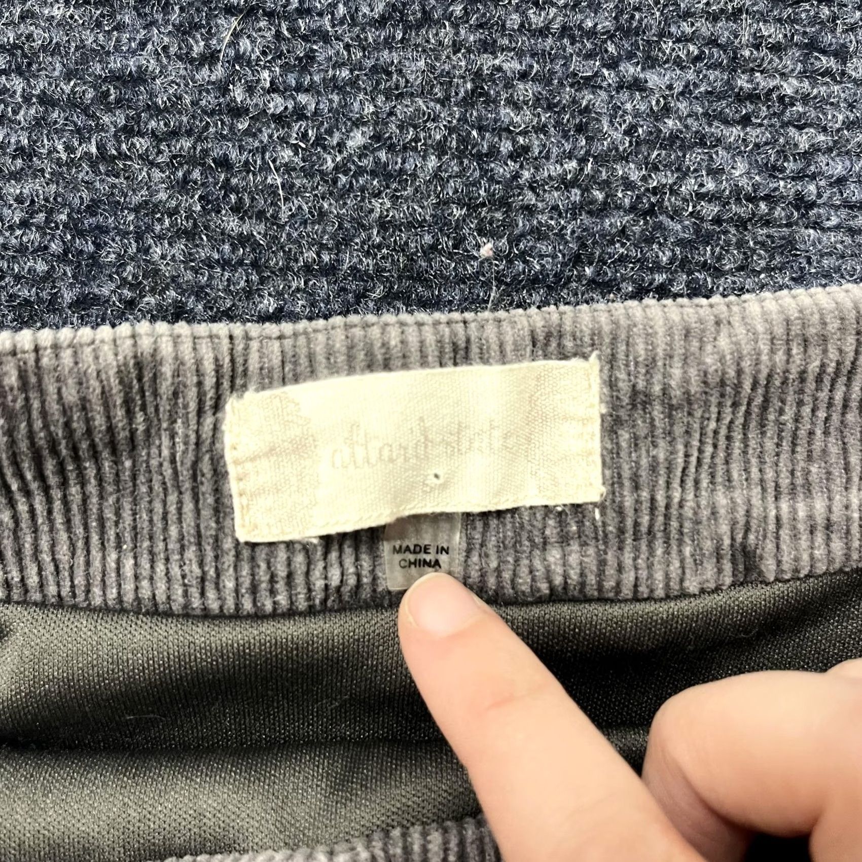 Vintage Altar'd State Skirt Womens Small A-Line Mini Gray Corduroy Scallop Hem Stretch Lined Casual Accessories Size 28" / US 6 / IT 42 - 2 Thumbnail