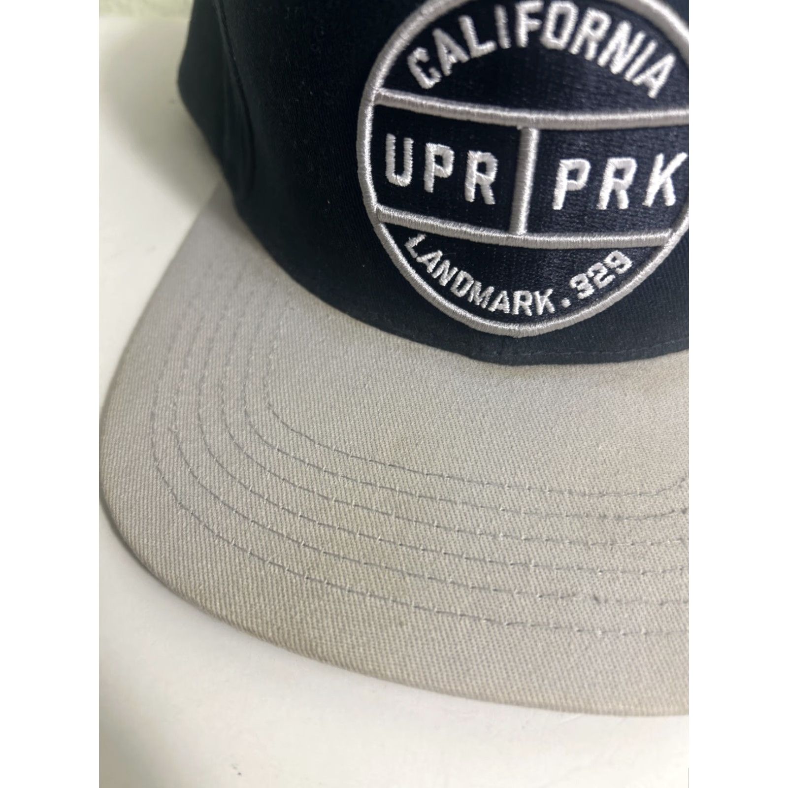Vintage VINTAGE Upper Park California SnapBack Baseball Hat Navy Beige Snapback Adjustable Men One Size Blue Hat Men Size US M / EU 48-50 / 2 - 5 Thumbnail