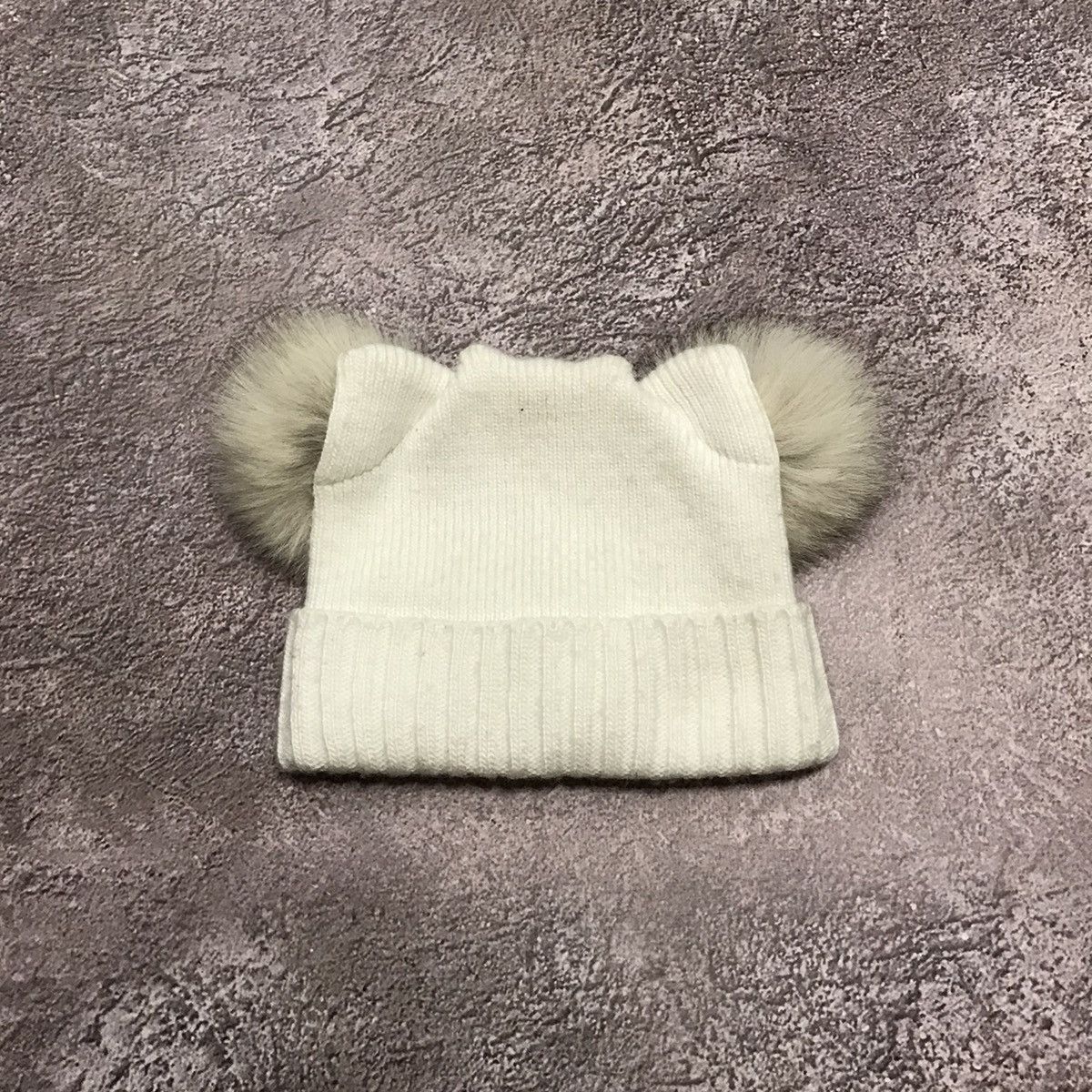 Vintage Vintage 90s Mohair Pom Beanie Emo Grunge Alt Streetwear OS Size ONE SIZE - 1 Thumbnail