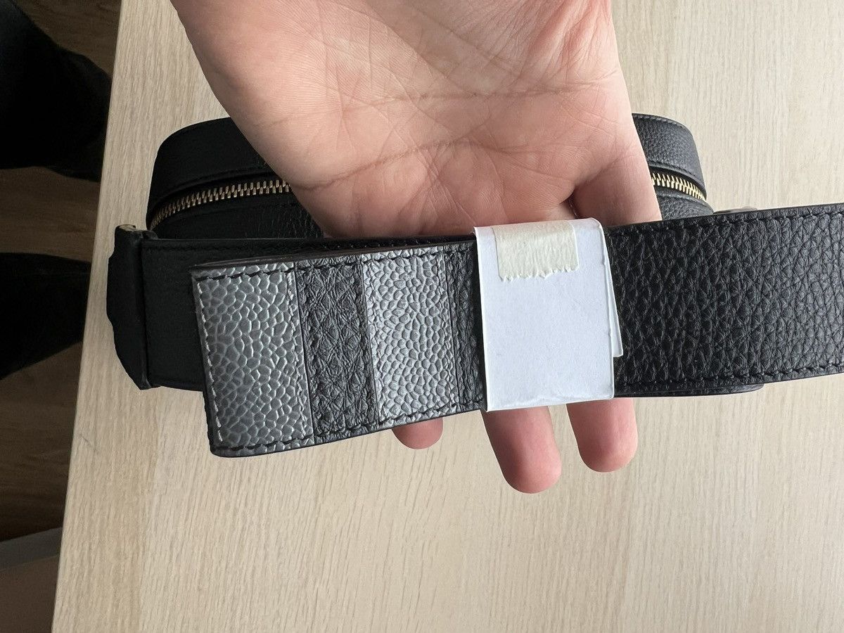 Thom Browne Small Camera Bag W\ 4 Bar Strap Detail Size ONE SIZE - 11 Thumbnail