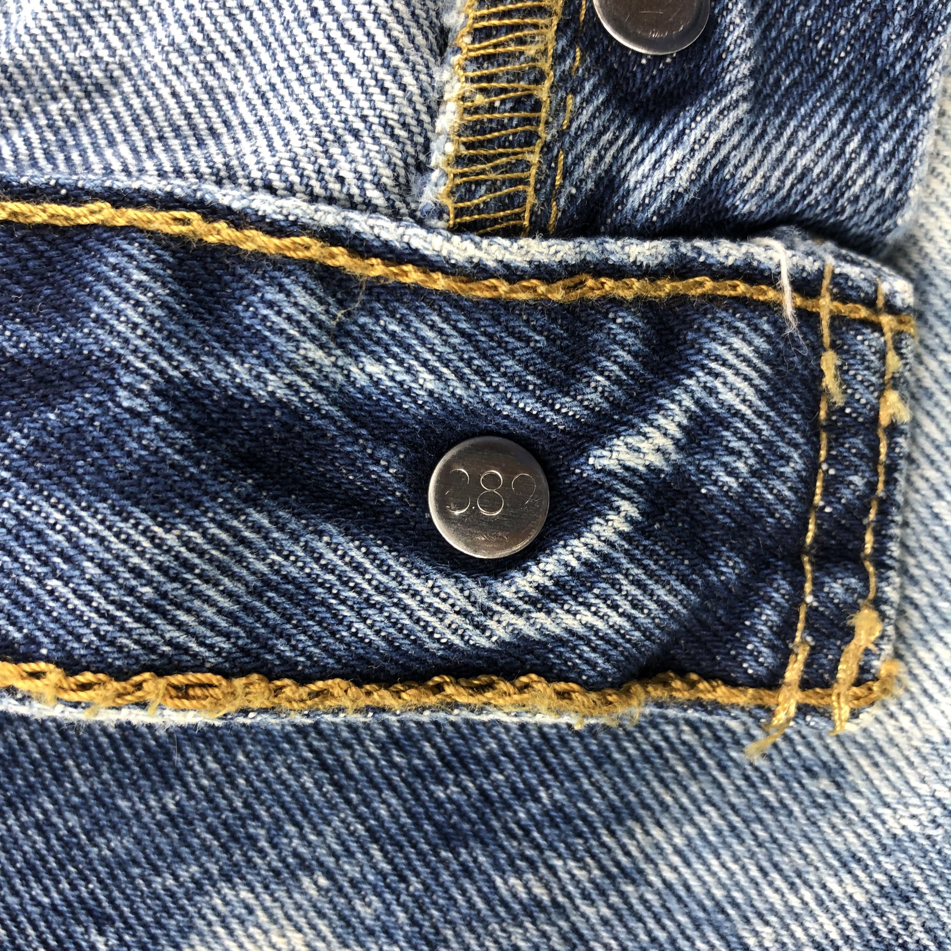Levi's Vintage 90s Bleached Levis 501 Jeans-JM2415 Size US 31 - 14 Thumbnail